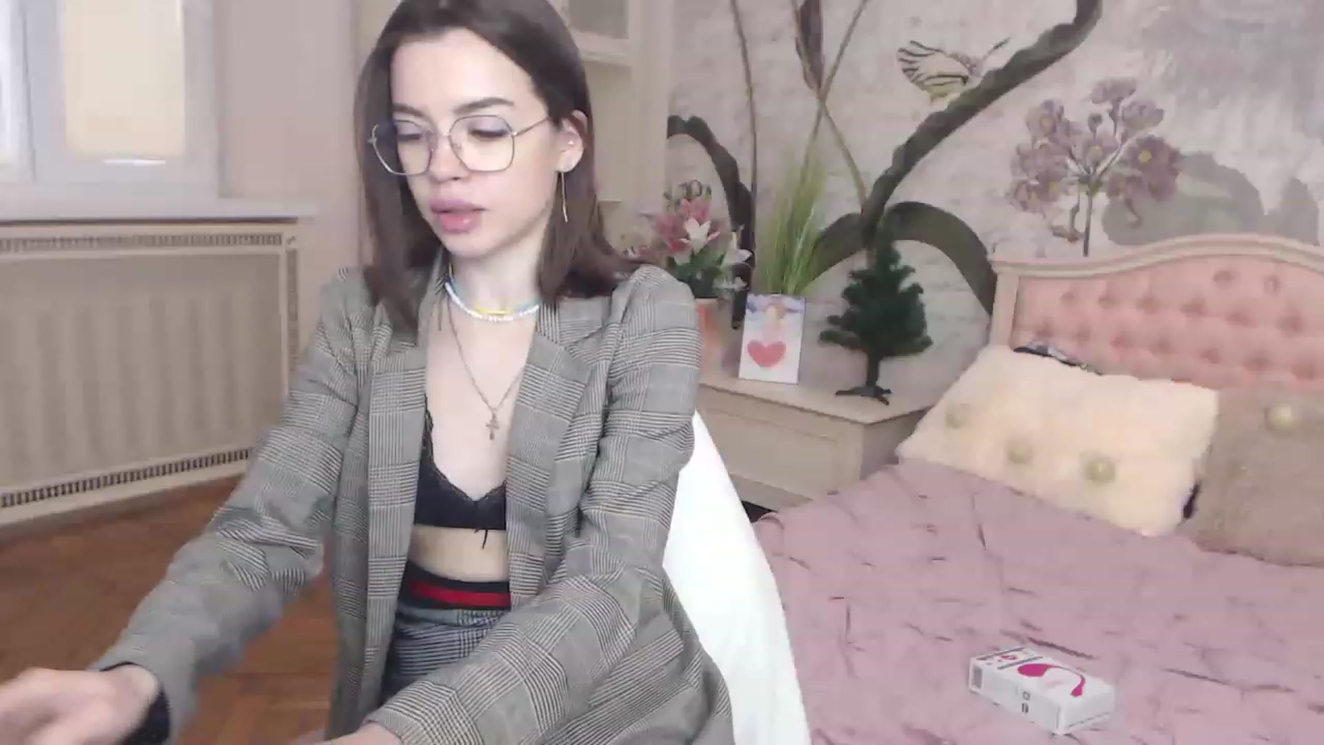 Gallery image thumbnail from Alisha_Norris's myfreecams stream on, 01/01/2023, 11:24 image 15 of 20