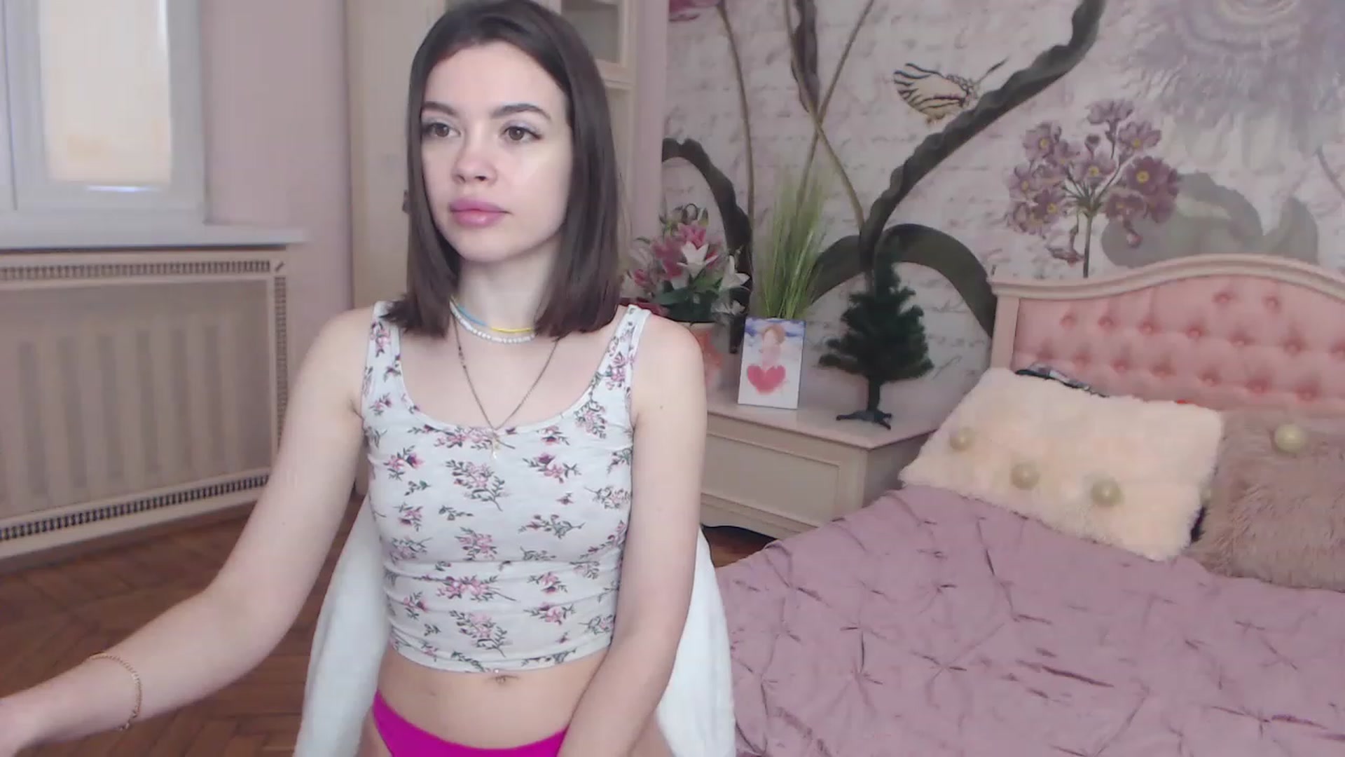 Gallery image thumbnail from Alisha_Norris's myfreecams stream on, 01/02/2023, 09:38 image 4 of 20
