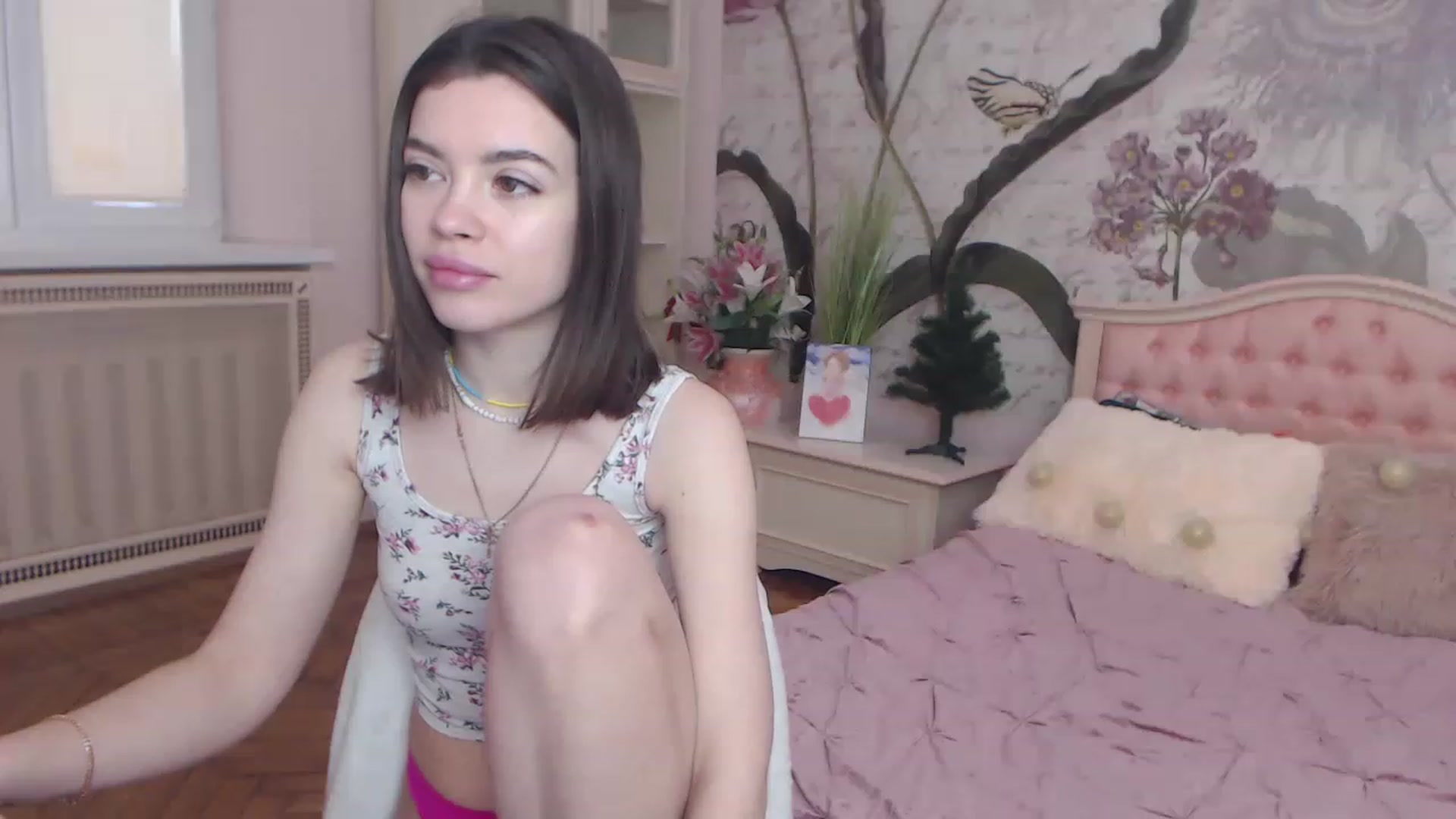 Gallery image thumbnail from Alisha_Norris's myfreecams stream on, 01/02/2023, 09:38 image 8 of 20