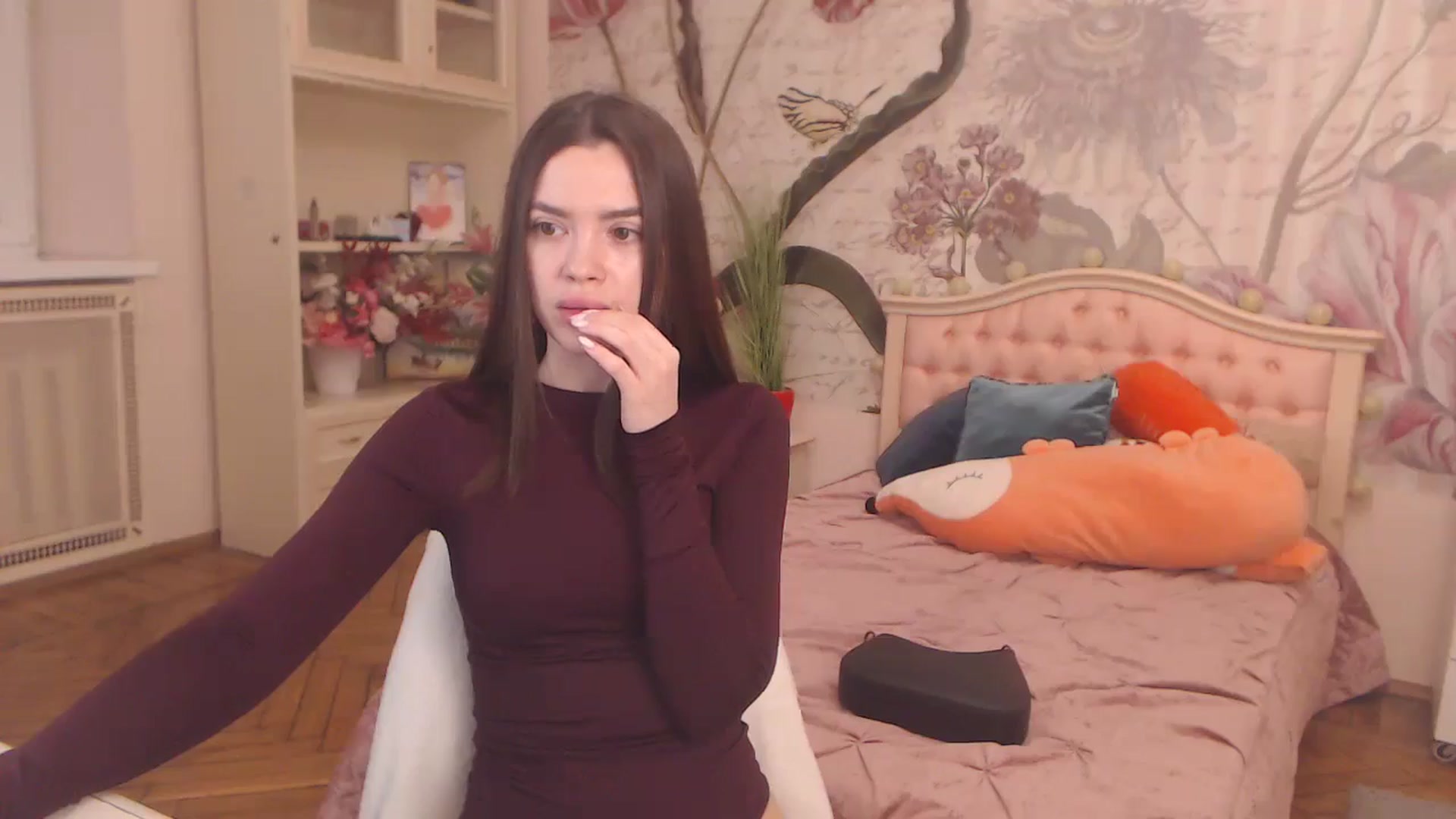 Gallery image thumbnail from Alisha_Norris's myfreecams stream on, 12/25/2024, 10:04 image 6 of 20