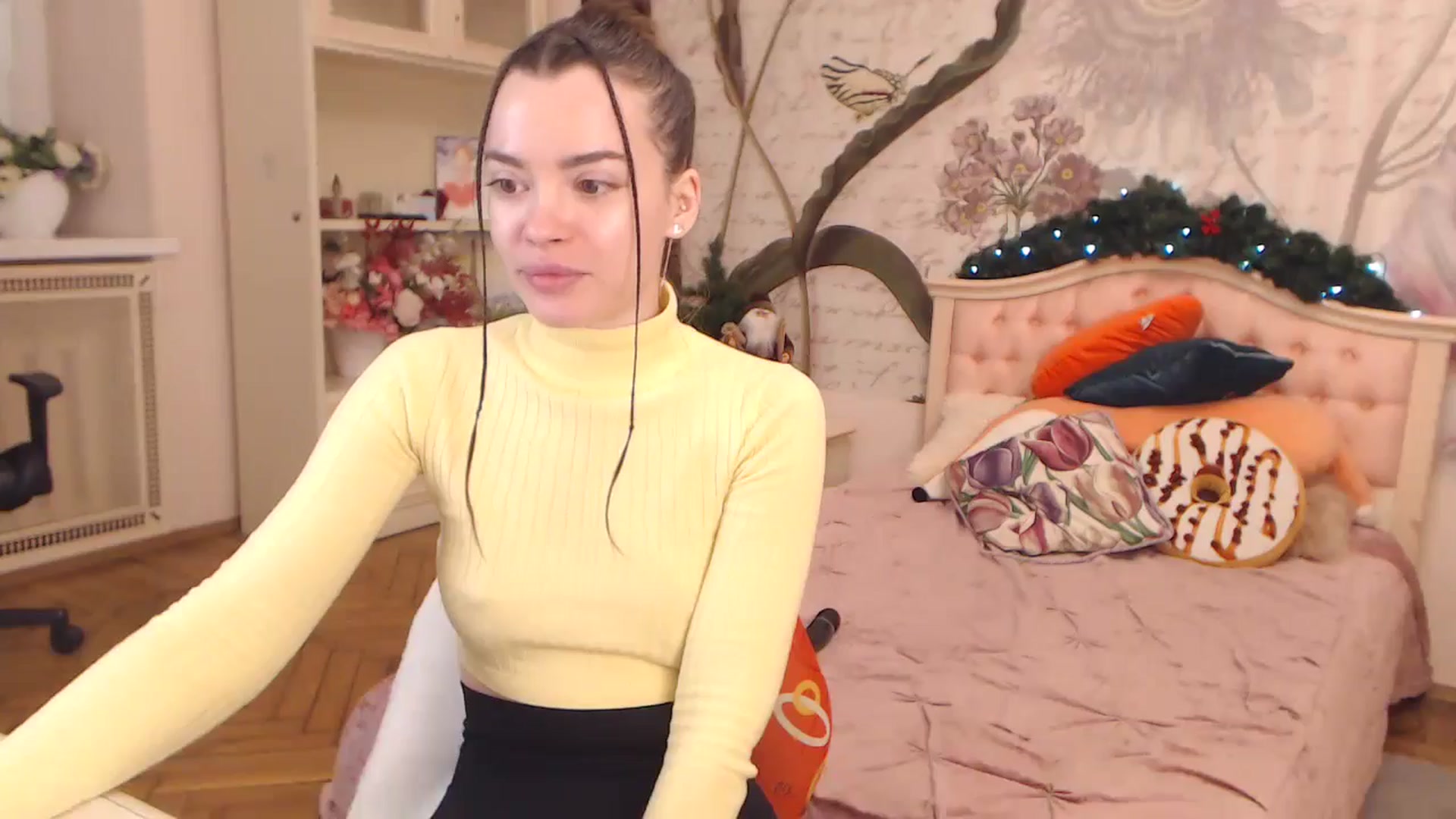 Gallery image thumbnail from Alisha_Norris's myfreecams stream on, 12/30/2024, 11:37 image 19 of 20