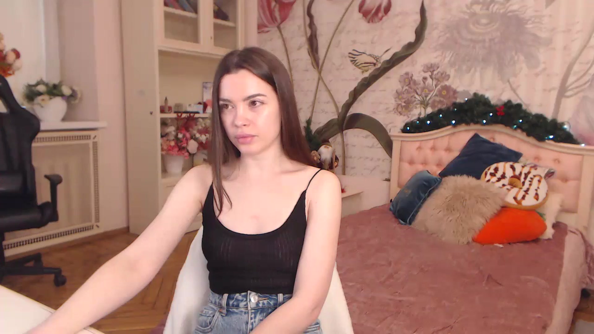 Gallery image thumbnail from Alisha_Norris's myfreecams stream on, 01/03/2025, 10:04 image 17 of 20