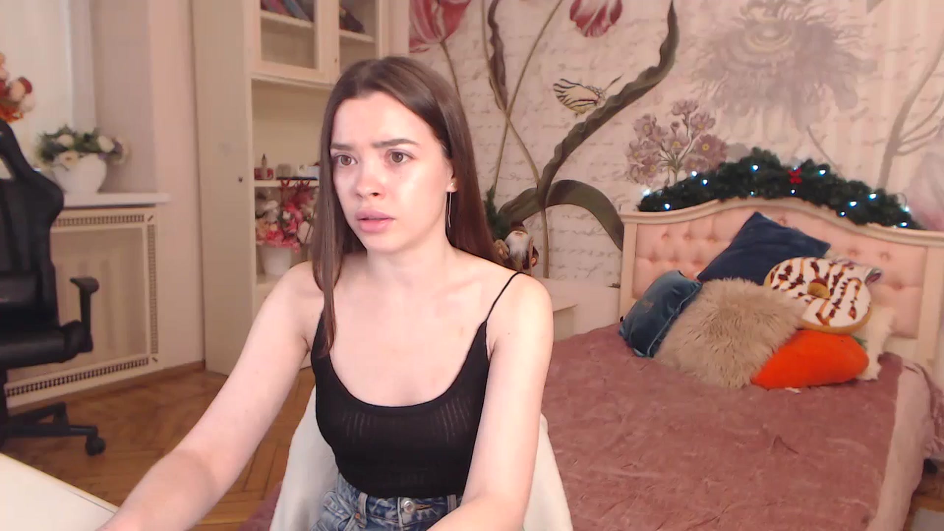 Gallery image thumbnail from Alisha_Norris's myfreecams stream on, 01/03/2025, 10:04 image 14 of 20