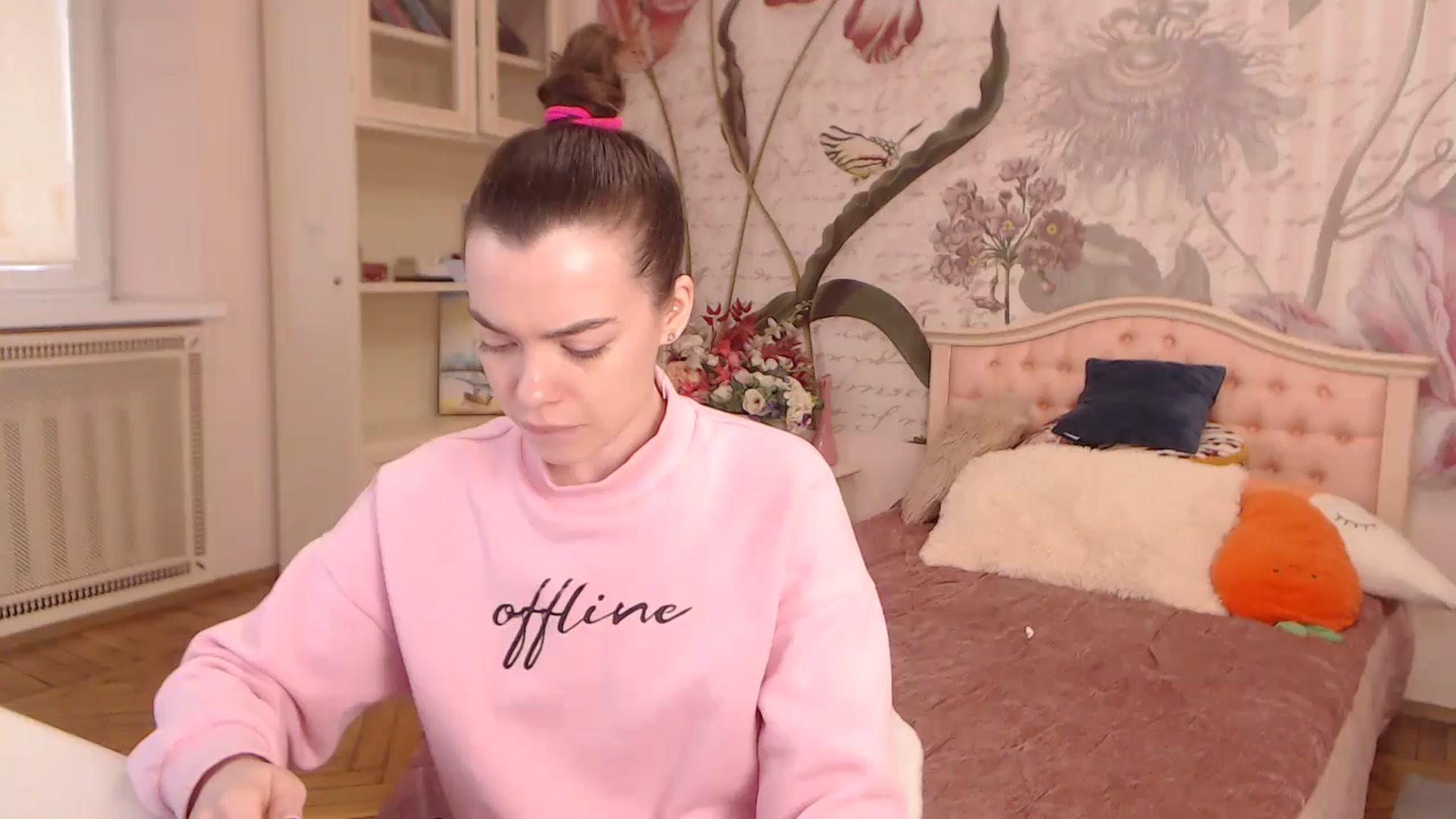 Gallery image thumbnail from Alisha_Norris's myfreecams stream on, 02/03/2025, 10:21 image 19 of 20