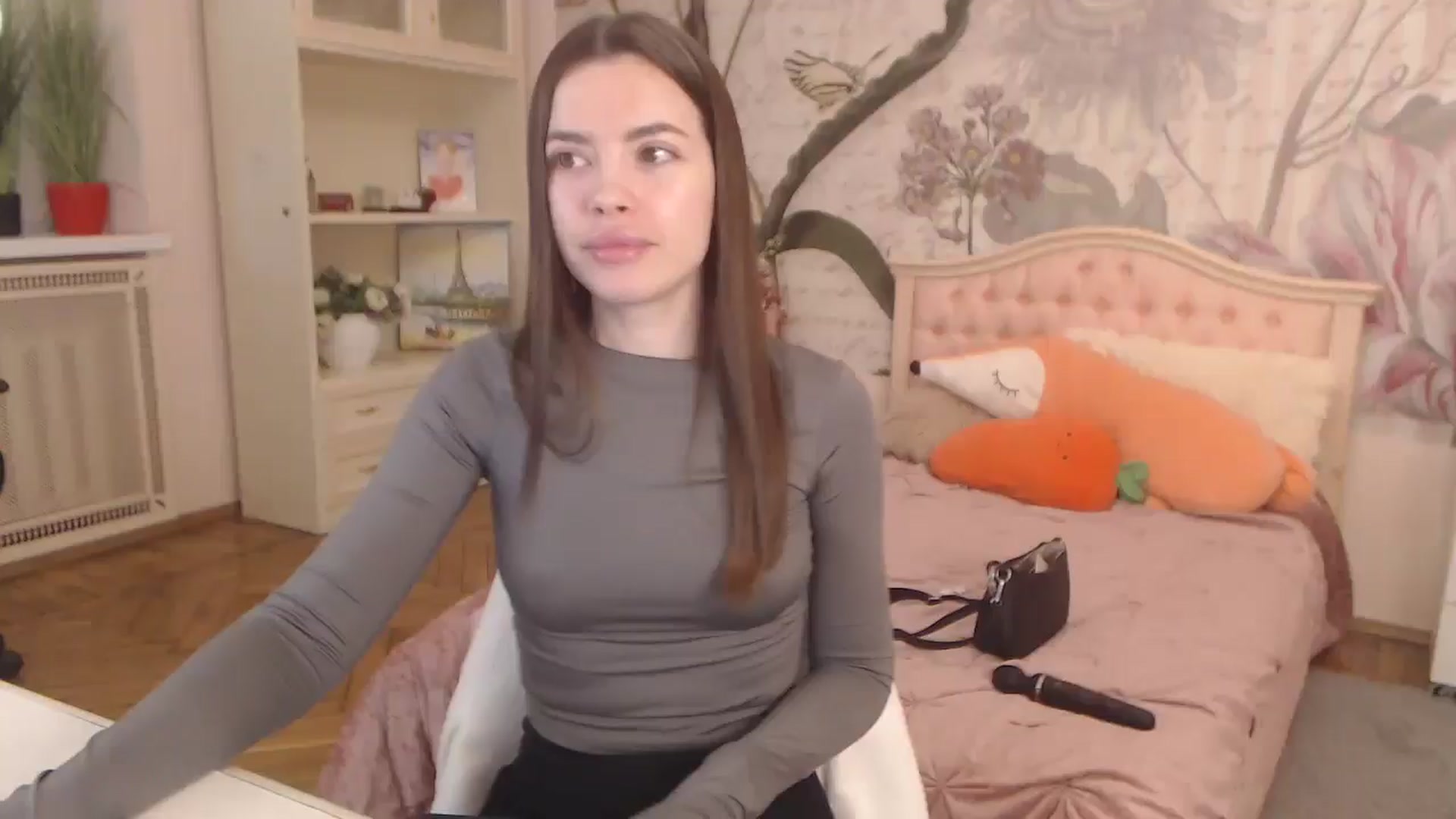 Gallery image thumbnail from Alisha_Norris's myfreecams stream on, 04/14/2025, 08:40 image 1 of 20