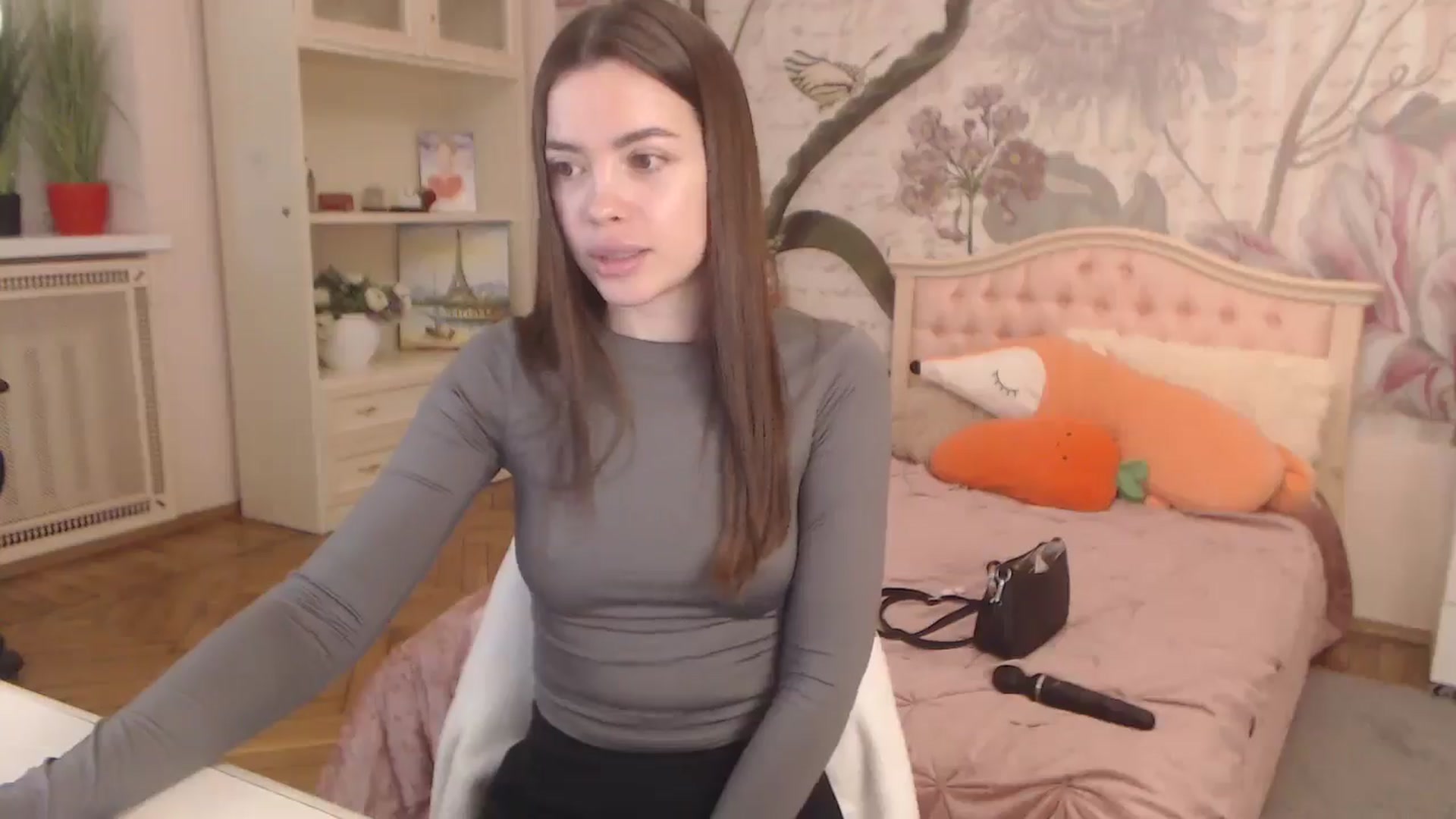 Gallery image thumbnail from Alisha_Norris's myfreecams stream on, 04/14/2025, 08:40 image 4 of 20