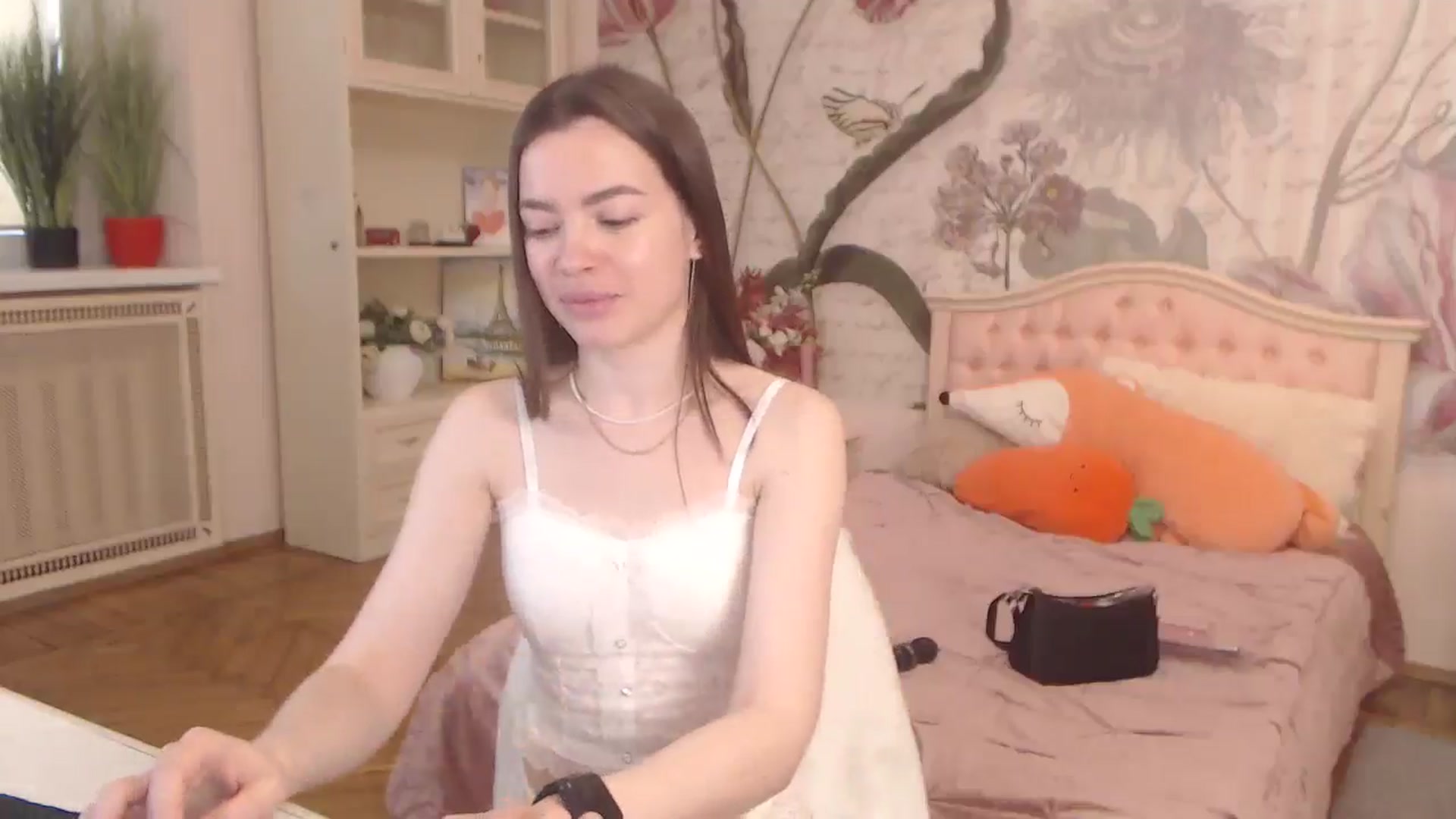 Gallery image thumbnail from Alisha_Norris's myfreecams stream on, 04/16/2025, 08:24 image 10 of 20