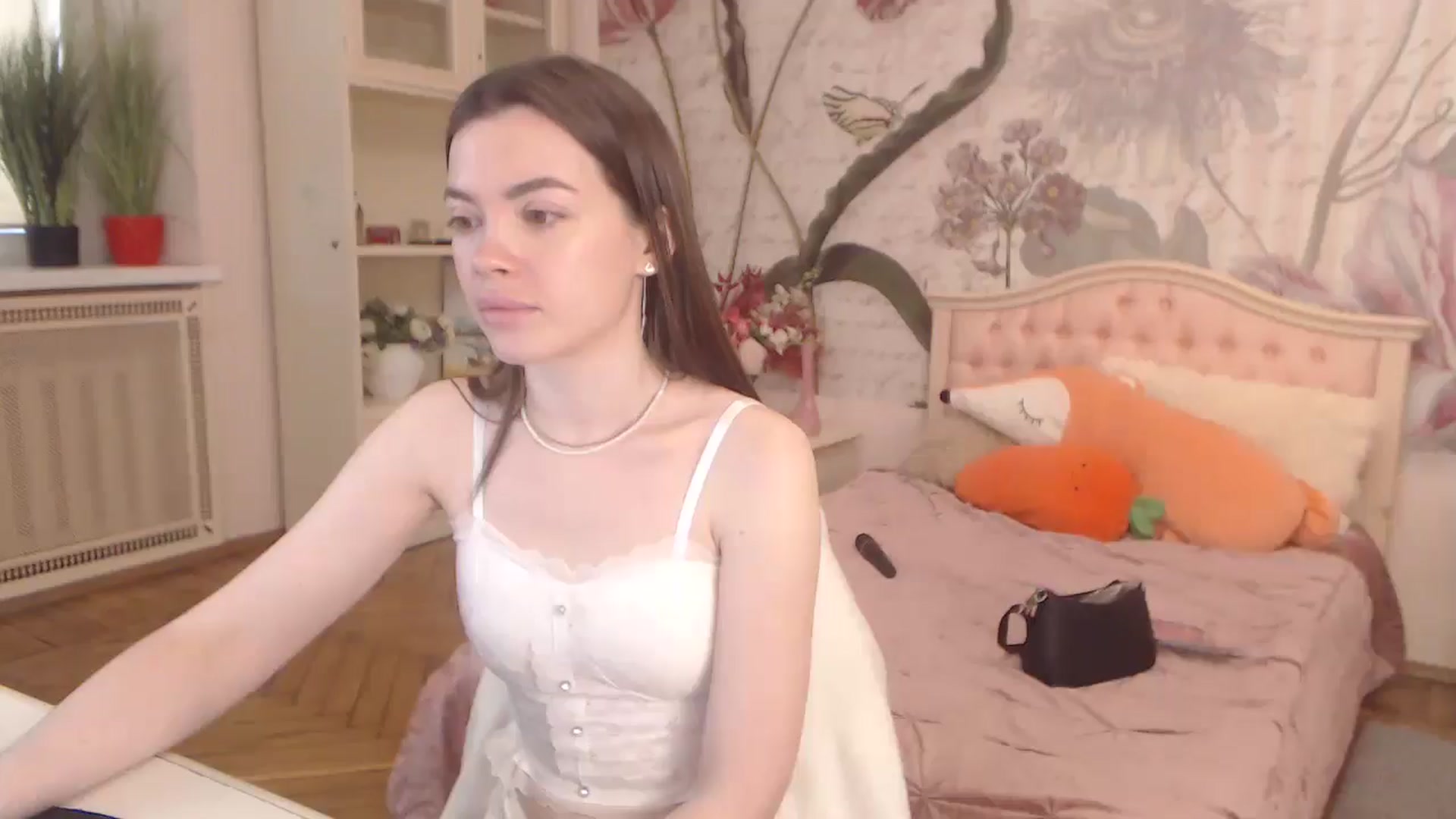 Gallery image thumbnail from Alisha_Norris's myfreecams stream on, 04/16/2025, 08:49 image 12 of 20