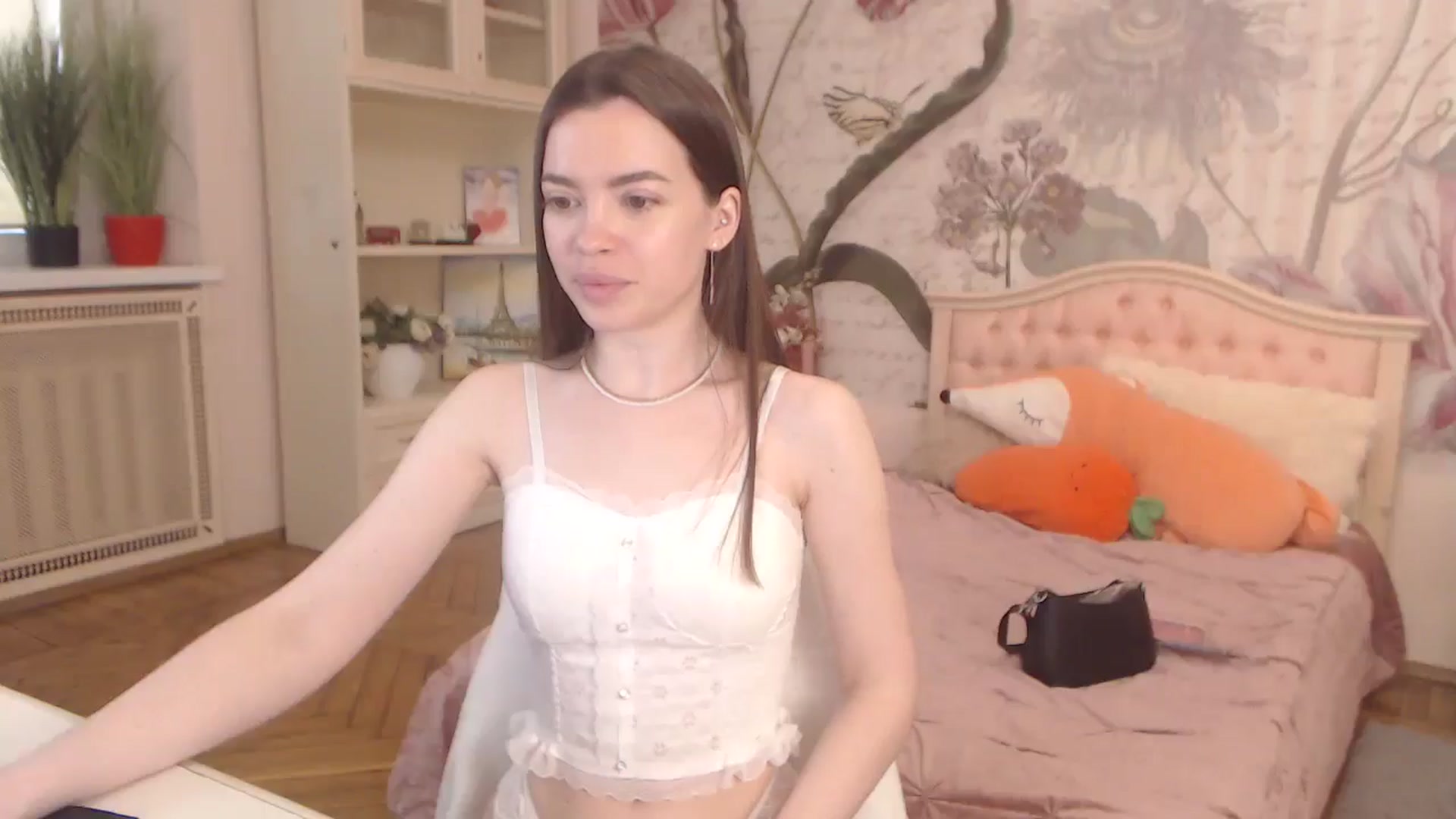 Gallery image thumbnail from Alisha_Norris's myfreecams stream on, 04/16/2025, 08:49 image 6 of 20
