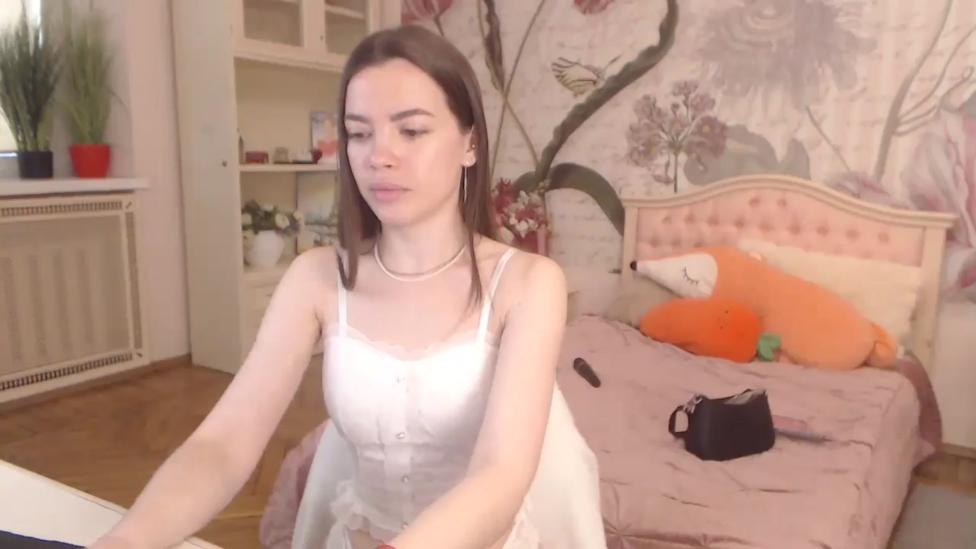 Gallery image thumbnail from Alisha_Norris's myfreecams stream on, 04/16/2025, 08:49 image 8 of 20