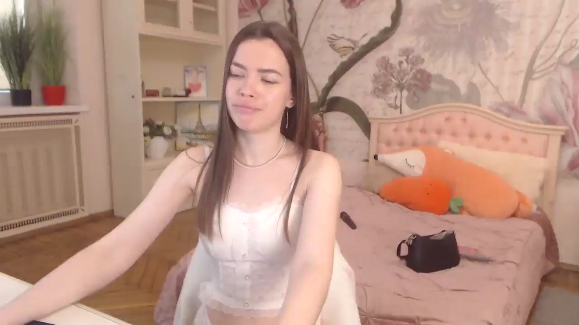 Gallery image thumbnail from Alisha_Norris's myfreecams stream on, 04/16/2025, 08:49 image 5 of 20