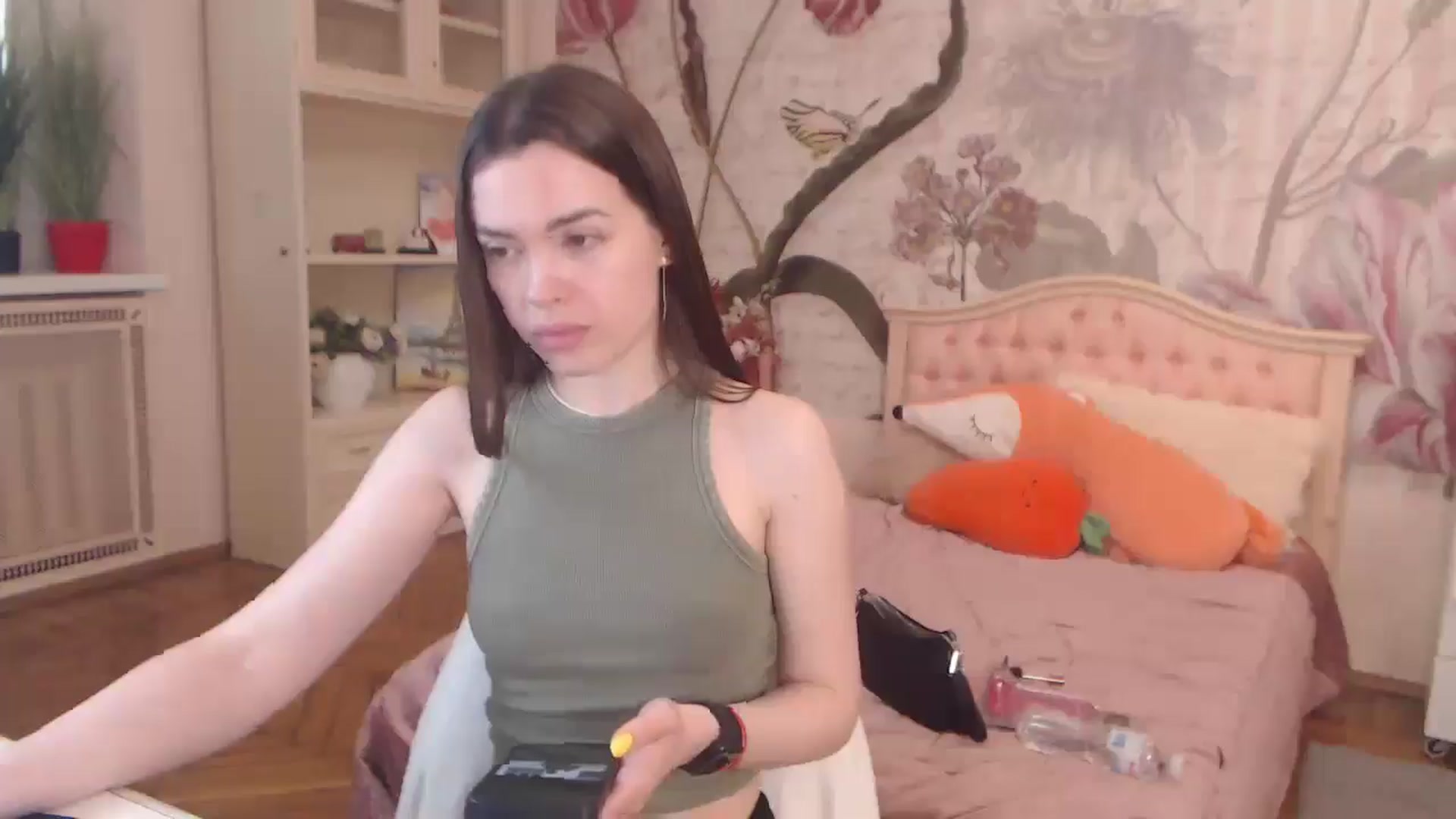 Gallery image thumbnail from Alisha_Norris's myfreecams stream on, 04/18/2025, 08:22 image 3 of 20