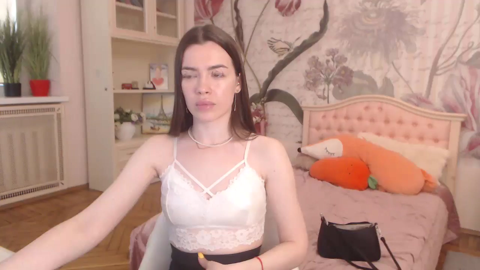 Gallery image thumbnail from Alisha_Norris's myfreecams stream on, 04/20/2025, 07:54 image 8 of 20