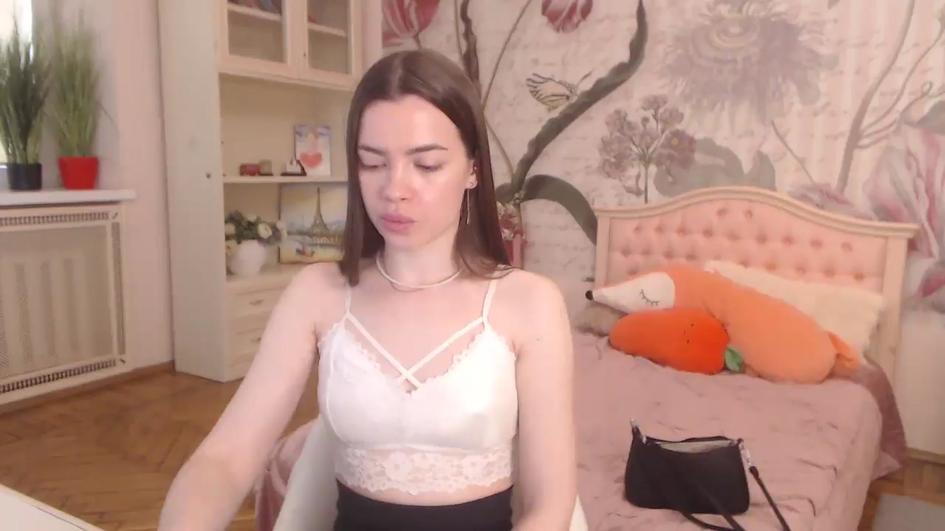 Gallery image thumbnail from Alisha_Norris's myfreecams stream on, 04/20/2025, 07:54 image 10 of 20