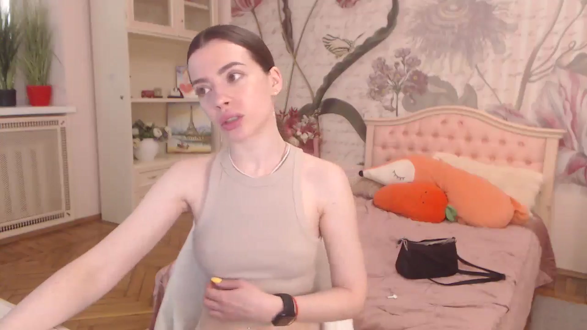 Gallery image thumbnail from Alisha_Norris's myfreecams stream on, 04/21/2025, 07:34 image 3 of 20