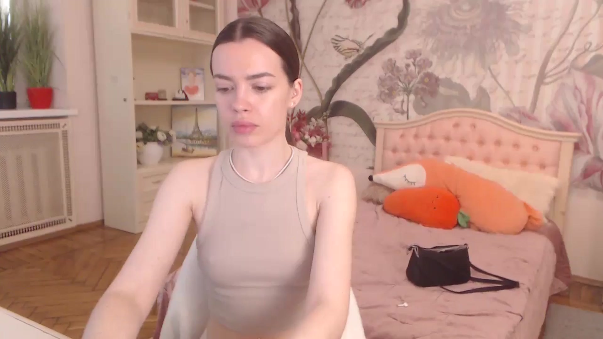 Gallery image thumbnail from Alisha_Norris's myfreecams stream on, 04/21/2025, 07:34 image 6 of 20