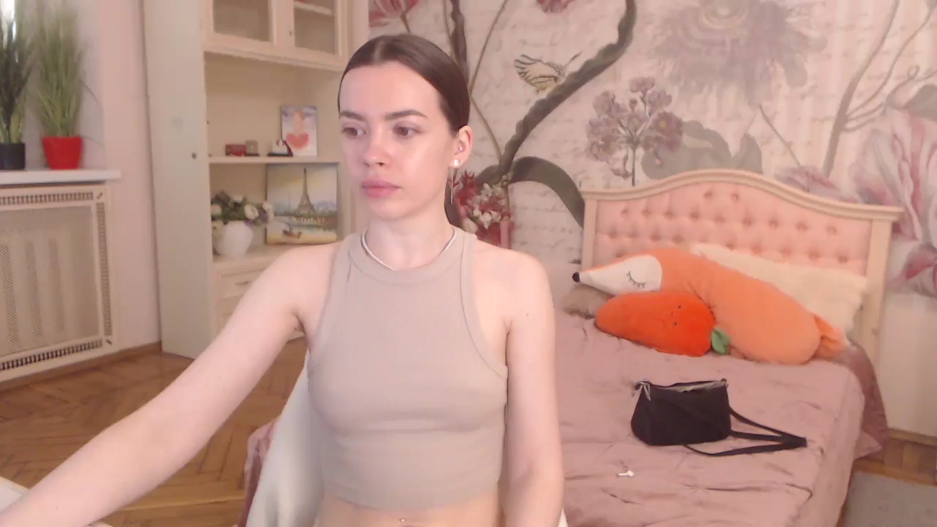 Gallery image thumbnail from Alisha_Norris's myfreecams stream on, 04/21/2025, 07:34 image 9 of 20