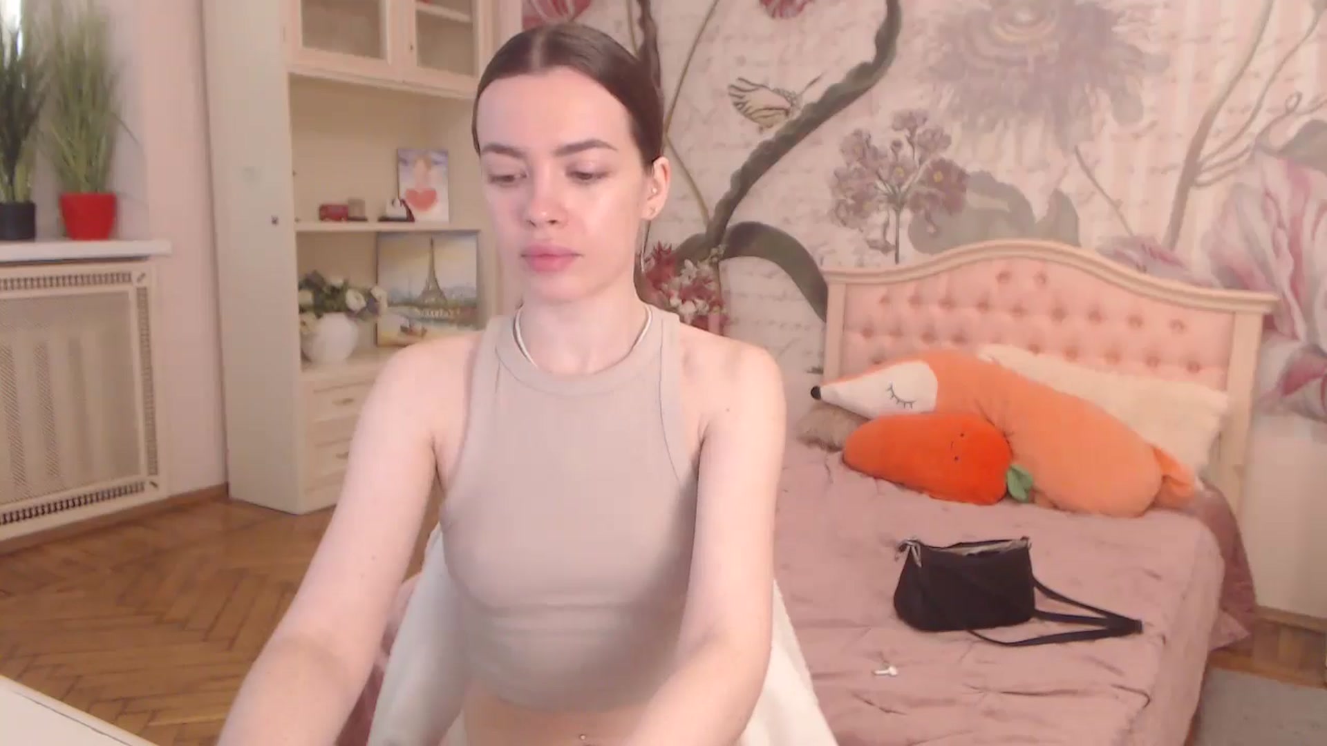 Gallery image thumbnail from Alisha_Norris's myfreecams stream on, 04/21/2025, 07:34 image 19 of 20