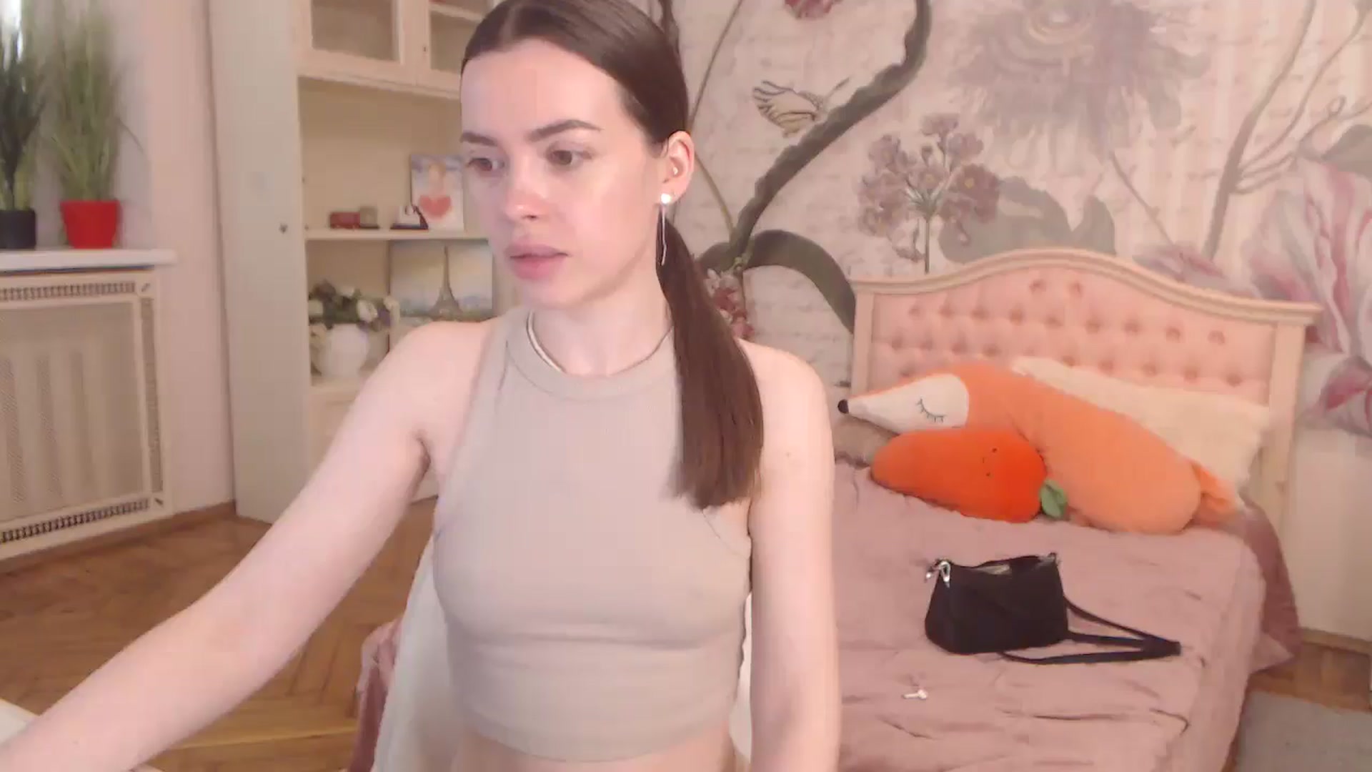 Gallery image thumbnail from Alisha_Norris's myfreecams stream on, 04/21/2025, 08:41 image 20 of 20