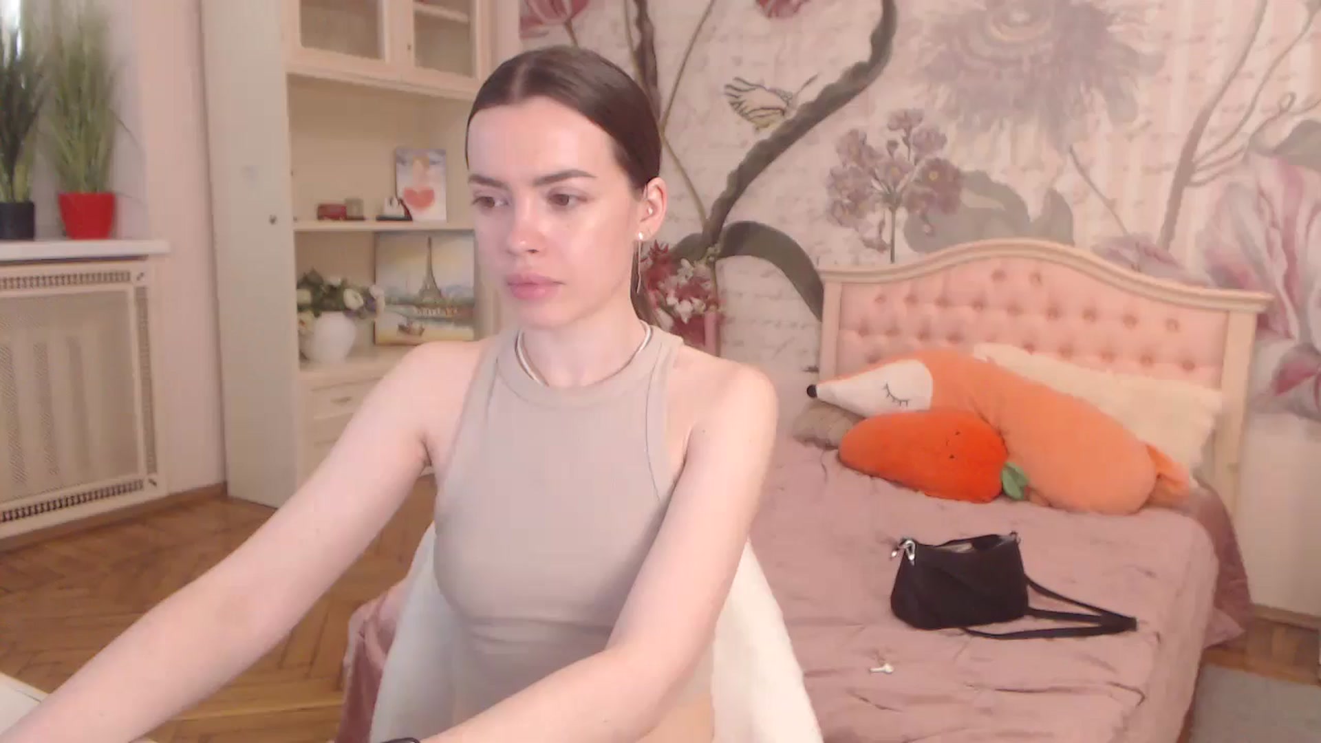 Gallery image thumbnail from Alisha_Norris's myfreecams stream on, 04/21/2025, 08:41 image 19 of 20