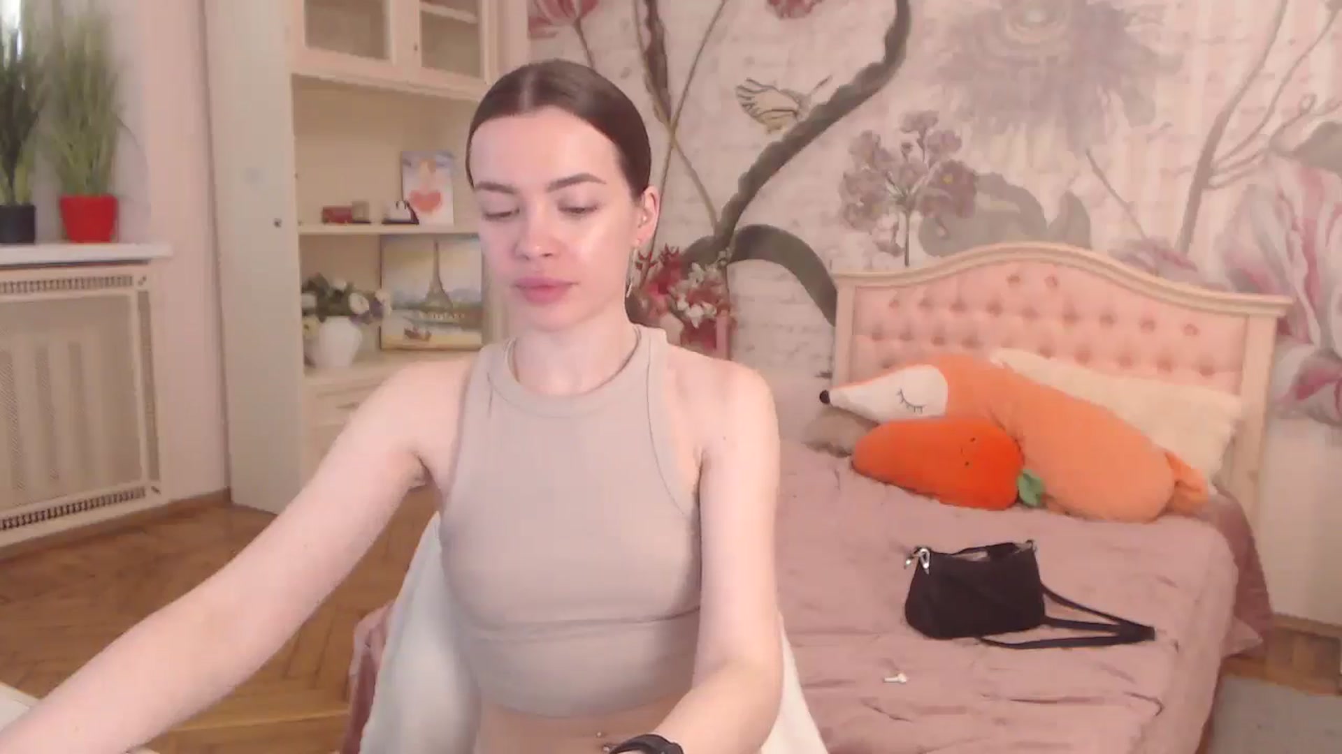 Gallery image thumbnail from Alisha_Norris's myfreecams stream on, 04/21/2025, 08:41 image 14 of 20