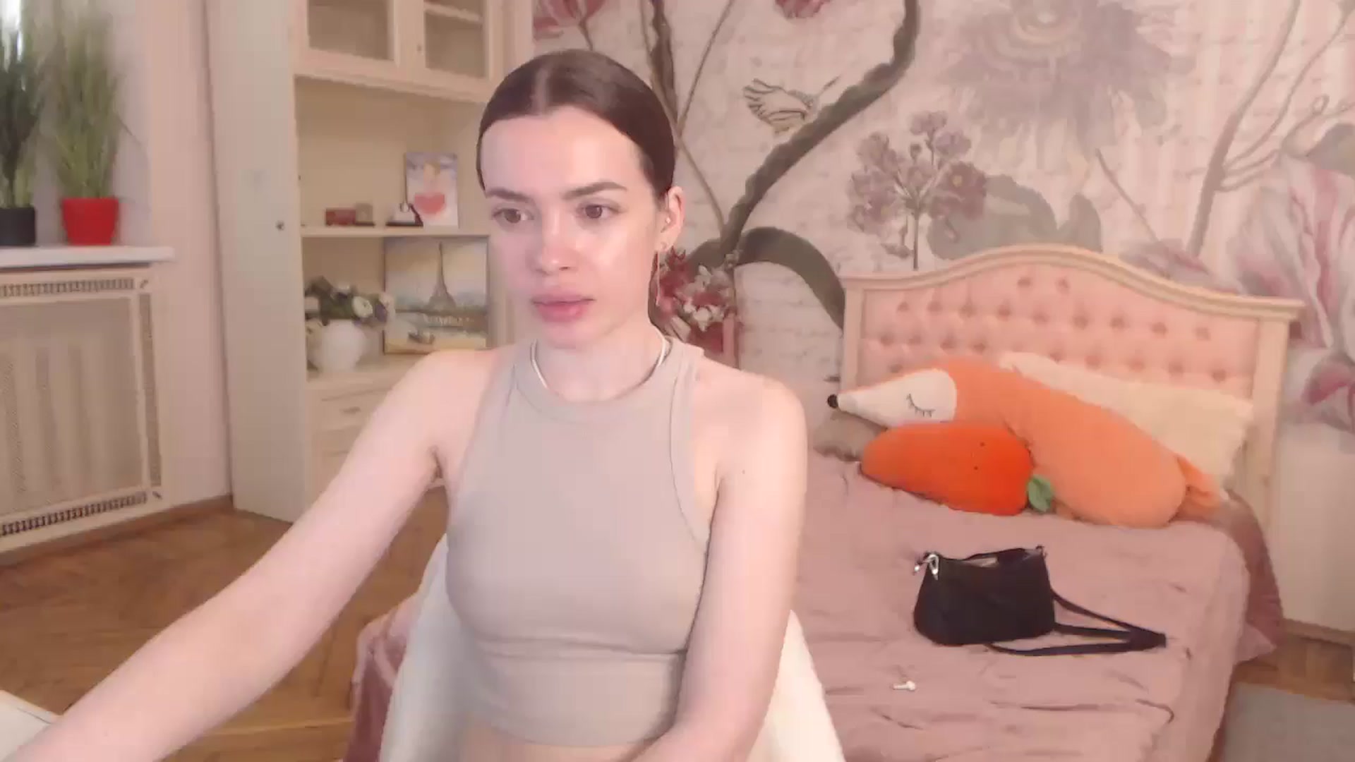 Gallery image thumbnail from Alisha_Norris's myfreecams stream on, 04/21/2025, 08:41 image 18 of 20
