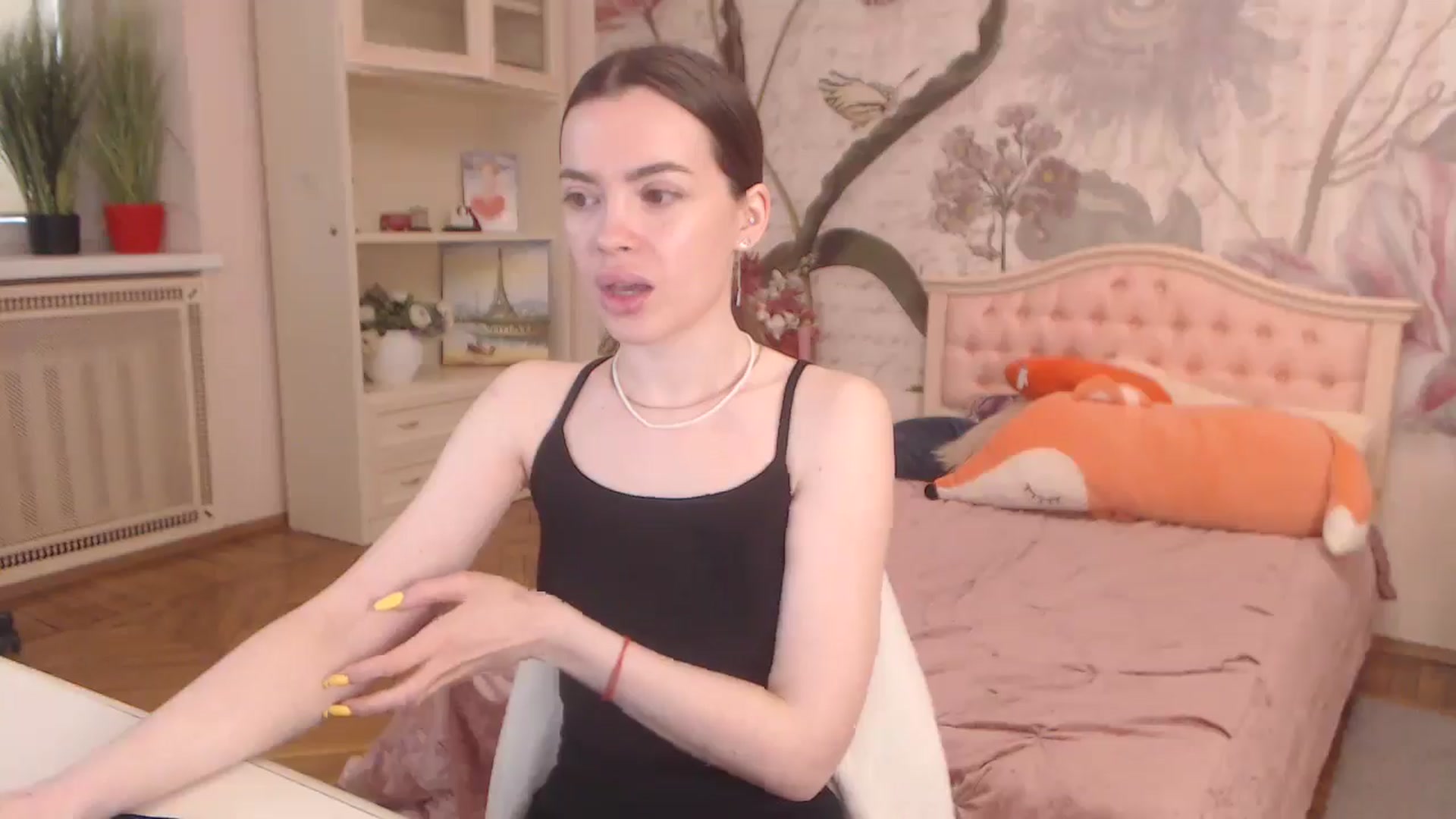 Gallery image thumbnail from Alisha_Norris's myfreecams stream on, 05/06/2025, 08:00 image 14 of 20