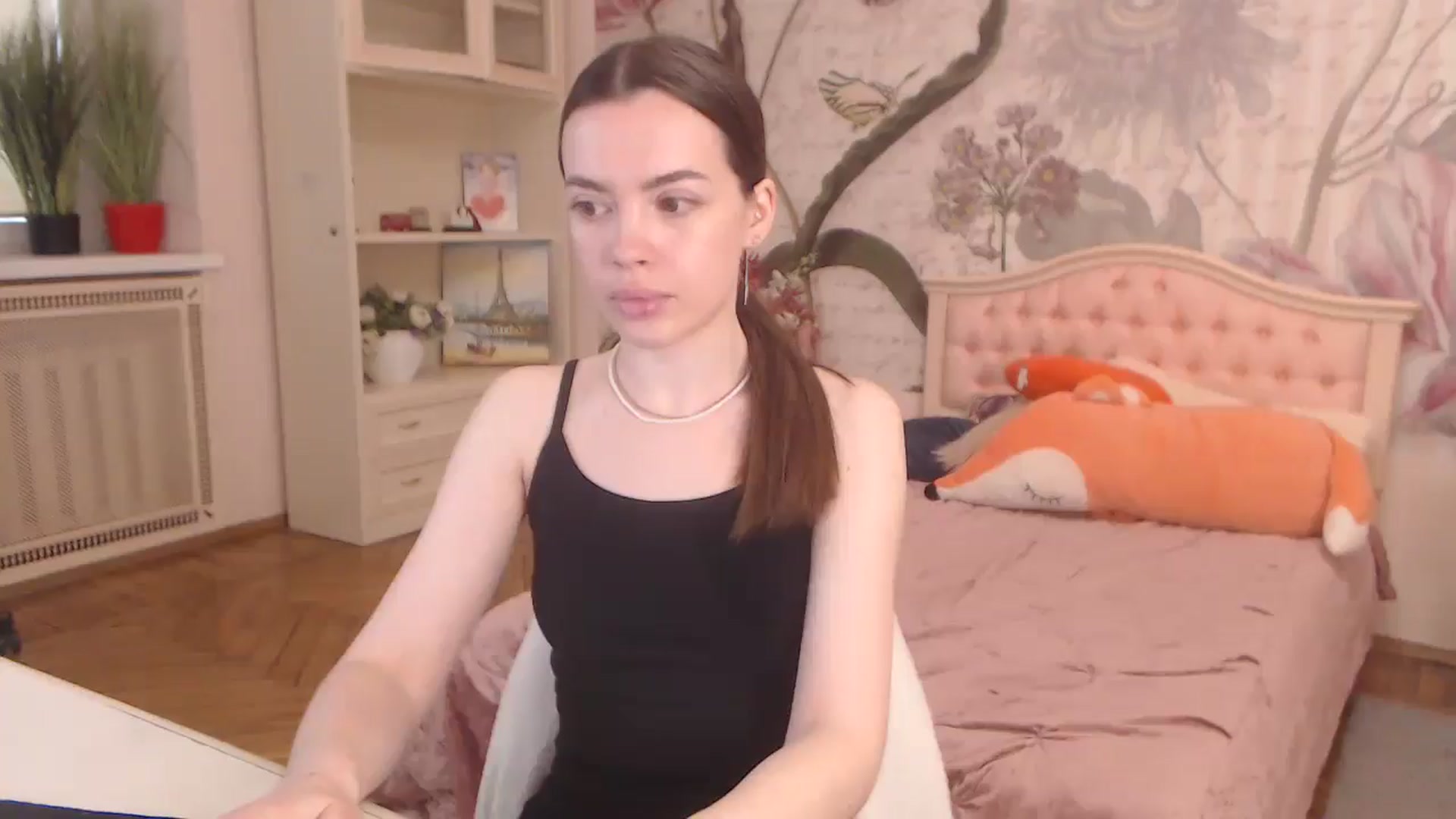Gallery image thumbnail from Alisha_Norris's myfreecams stream on, 05/06/2025, 08:00 image 2 of 20