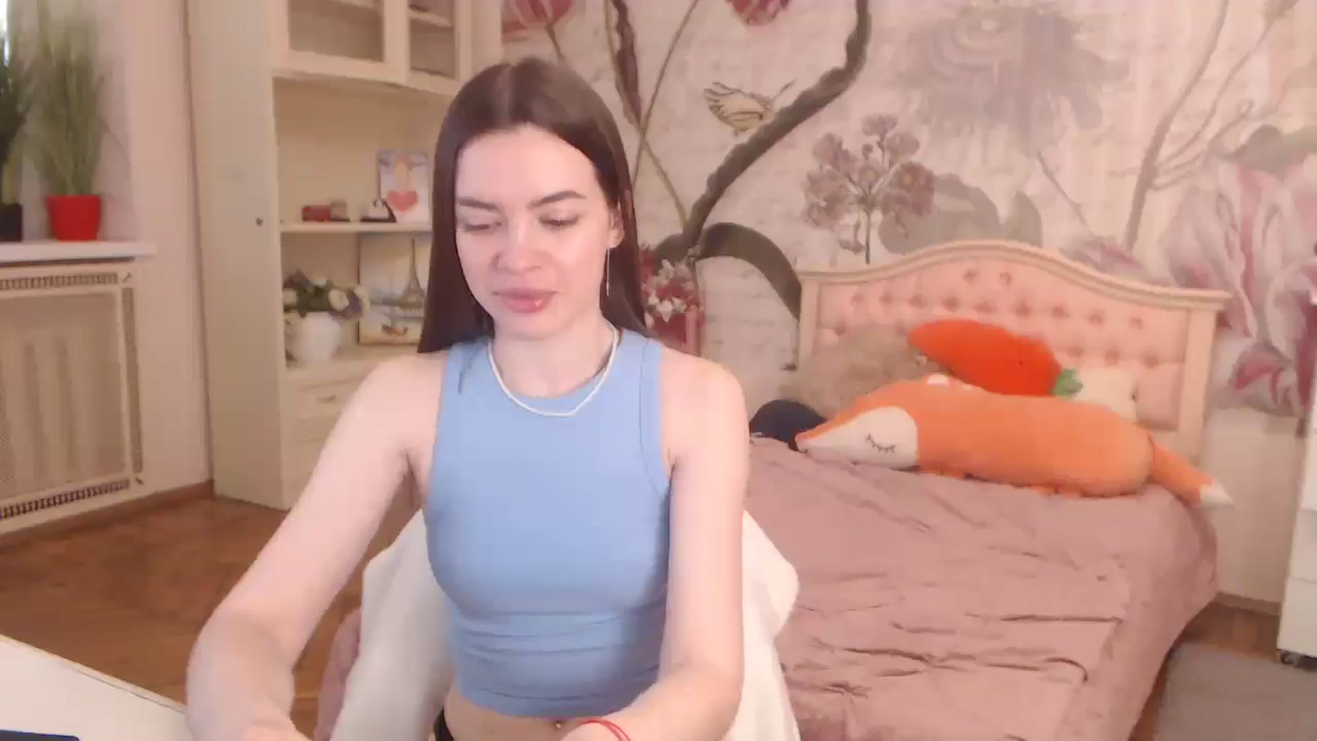 Gallery image thumbnail from Alisha_Norris's myfreecams stream on, 05/07/2025, 08:06 image 15 of 20