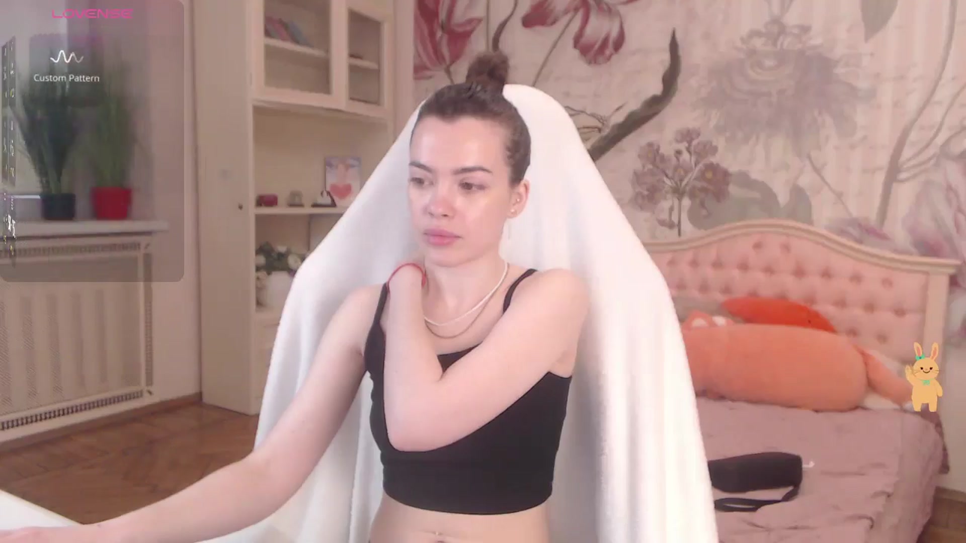 Gallery image thumbnail from Alisha_Norris's myfreecams stream on, 05/12/2025, 09:12 image 12 of 20