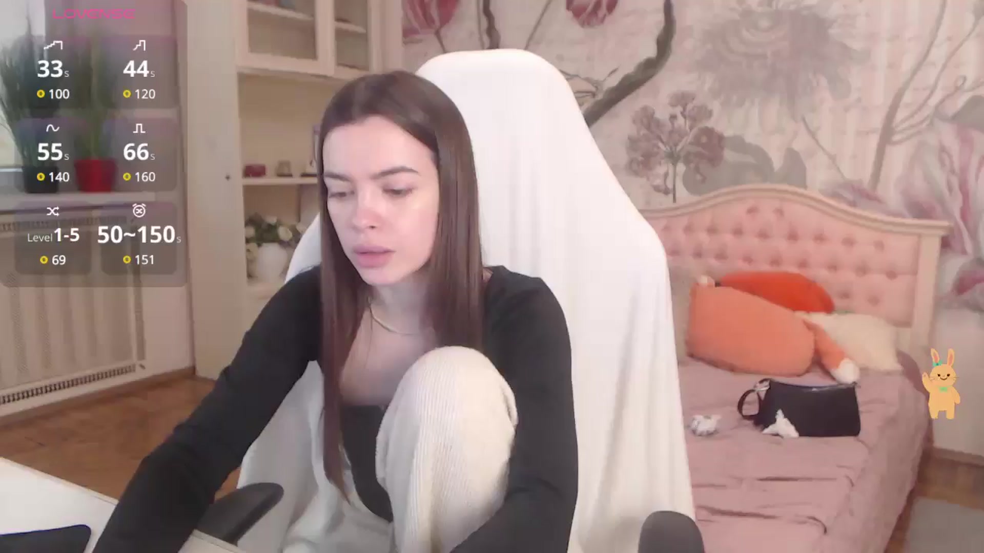 Gallery image thumbnail from Alisha_Norris's myfreecams stream on, 05/16/2025, 09:04 image 16 of 20
