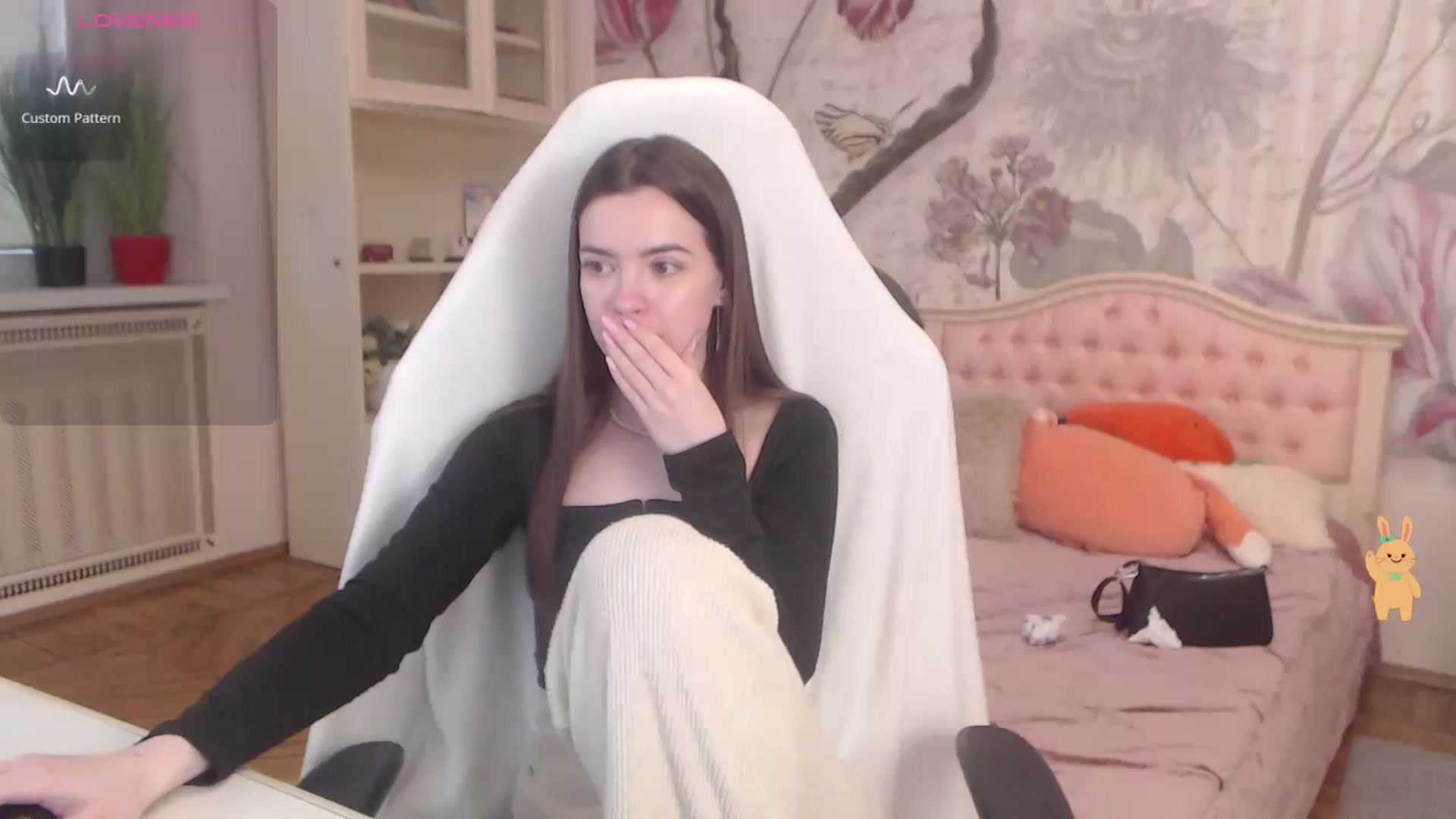 Gallery image thumbnail from Alisha_Norris's myfreecams stream on, 05/16/2025, 09:04 image 4 of 20