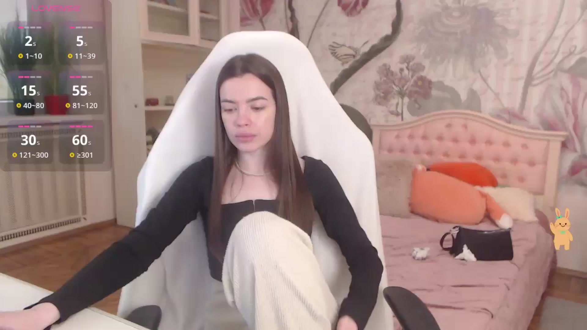 Gallery image thumbnail from Alisha_Norris's myfreecams stream on, 05/16/2025, 09:04 image 14 of 20