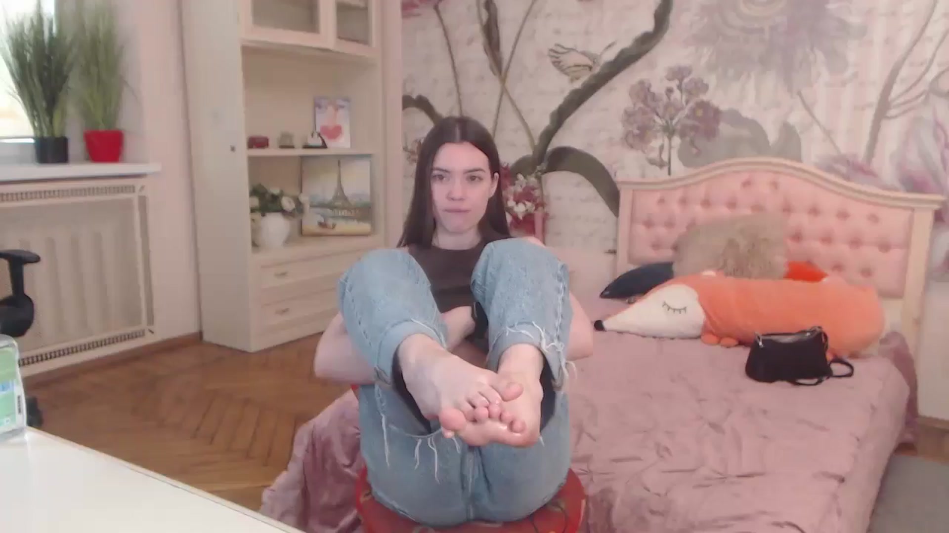 Gallery image thumbnail from Alisha_Norris's myfreecams stream on, 05/26/2025, 08:44 image 1 of 20