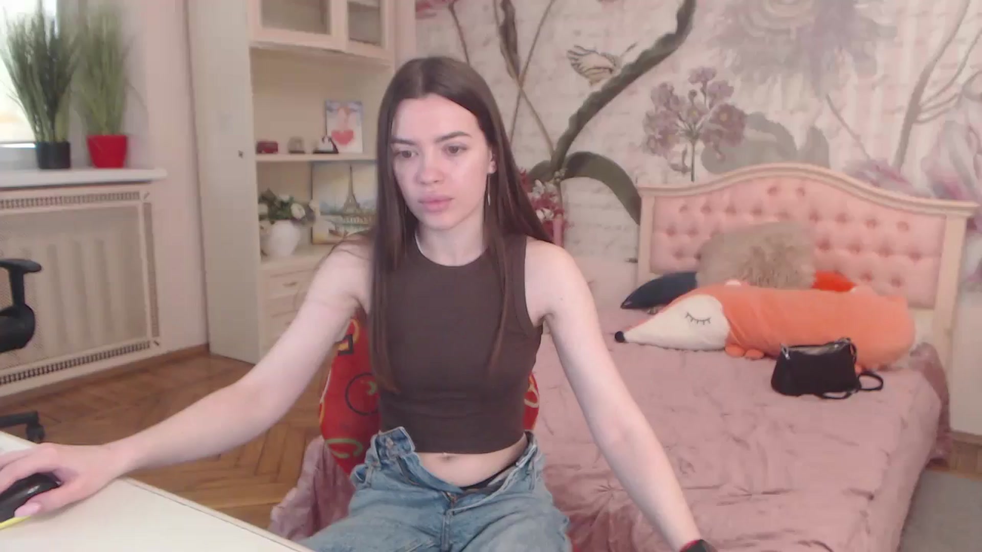 Gallery image thumbnail from Alisha_Norris's myfreecams stream on, 05/26/2025, 08:44 image 6 of 20