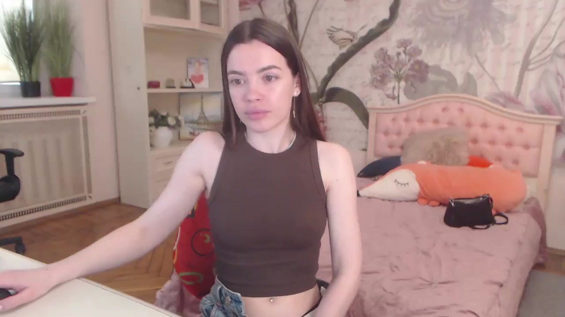 Gallery image thumbnail from Alisha_Norris's myfreecams stream on, 05/26/2025, 08:44 image 19 of 20