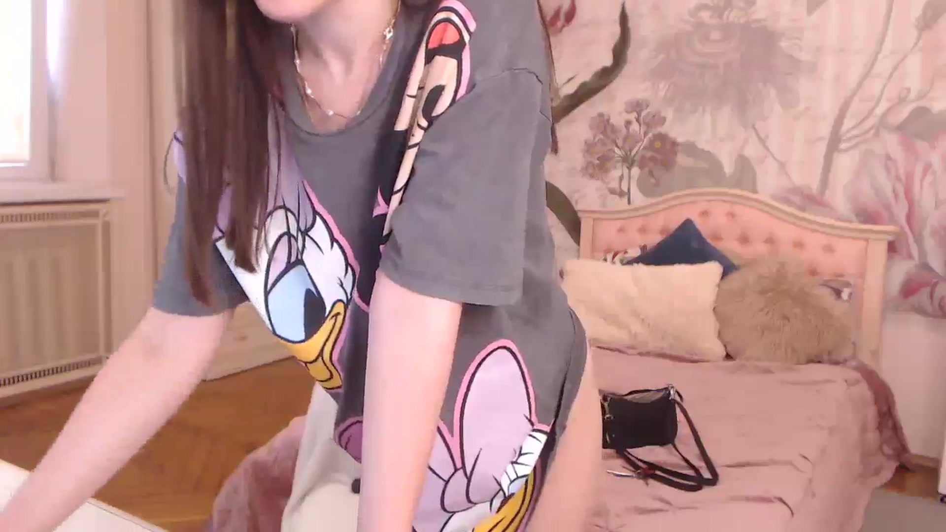 Gallery image thumbnail from Alisha_Norris's myfreecams stream on, 08/22/2025, 08:27 image 16 of 20