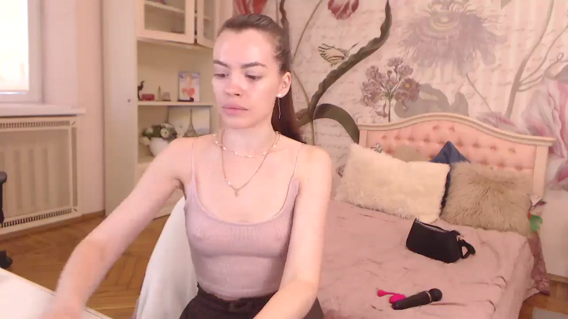 Gallery image thumbnail from Alisha_Norris's myfreecams stream on, 08/29/2025, 09:27 image 3 of 20
