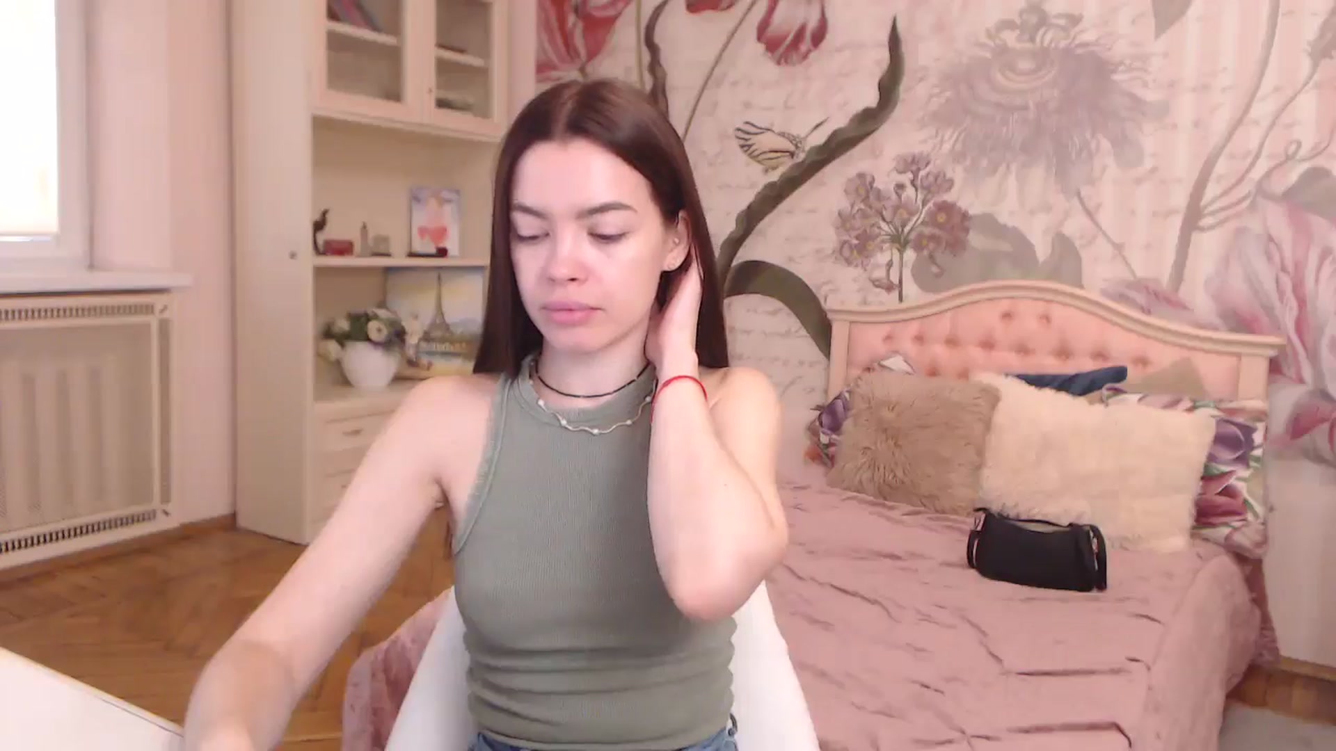 Gallery image thumbnail from Alisha_Norris's myfreecams stream on, 09/22/2025, 07:22 image 15 of 20