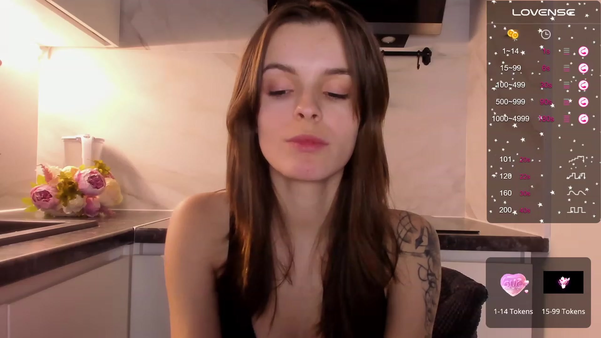 Gallery image thumbnail from AlissDi's myfreecams stream on, 02/15/2024, 16:02 image 14 of 20