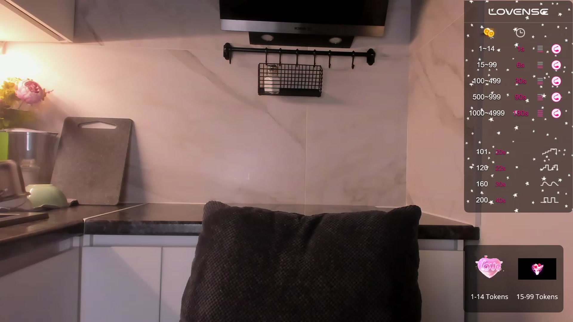 Gallery image thumbnail from AlissDi's myfreecams stream on, 03/03/2024, 16:37 image 9 of 20
