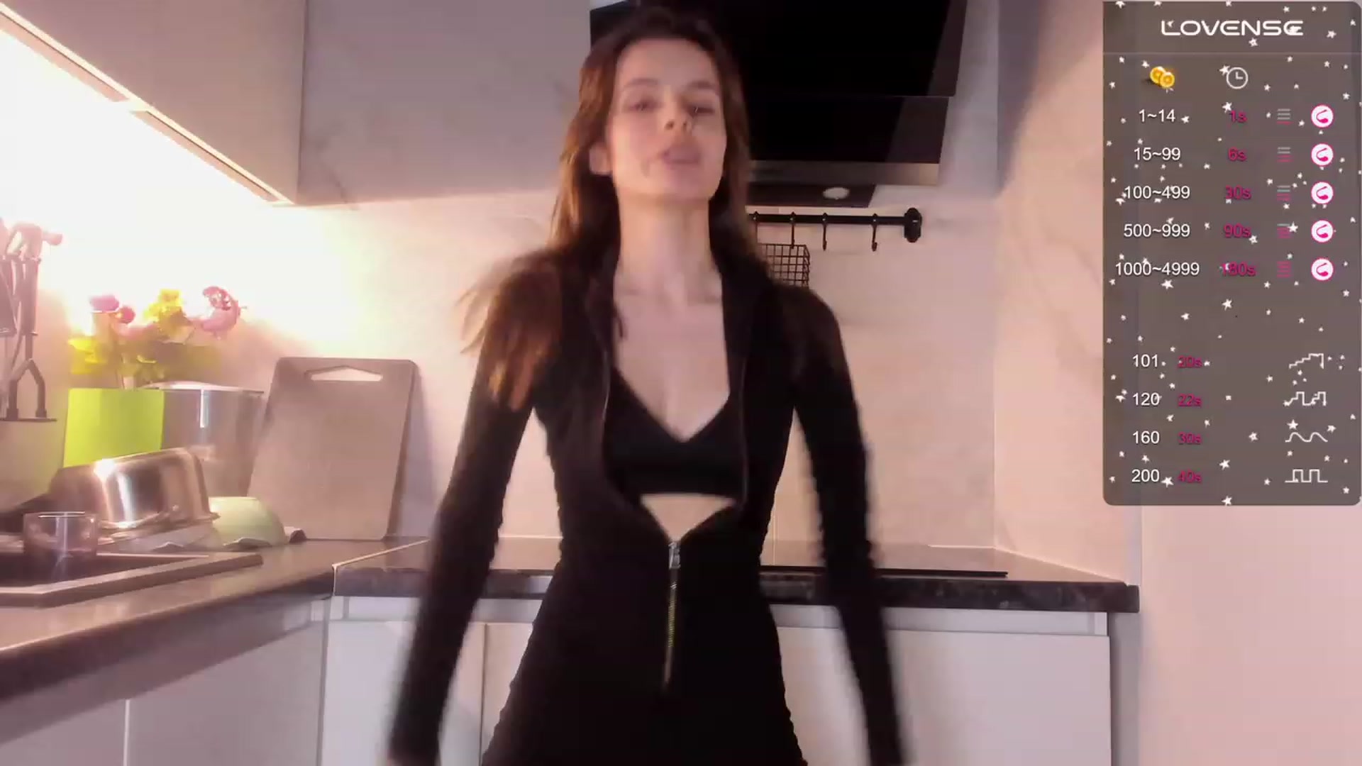 Gallery image thumbnail from AlissDi's myfreecams stream on, 03/03/2024, 16:37 image 2 of 20