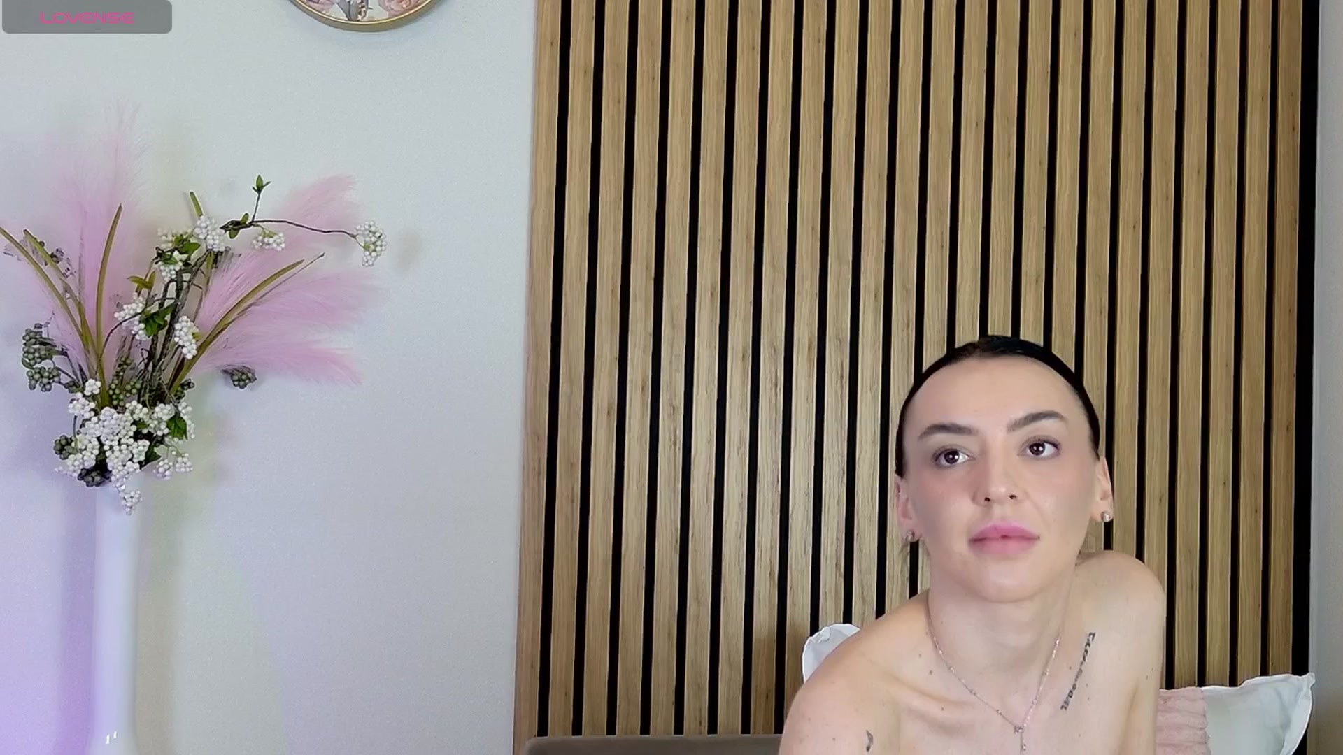 Gallery image thumbnail from AlissaMarks's myfreecams stream on, 04/20/2026, 11:02 image 19 of 20