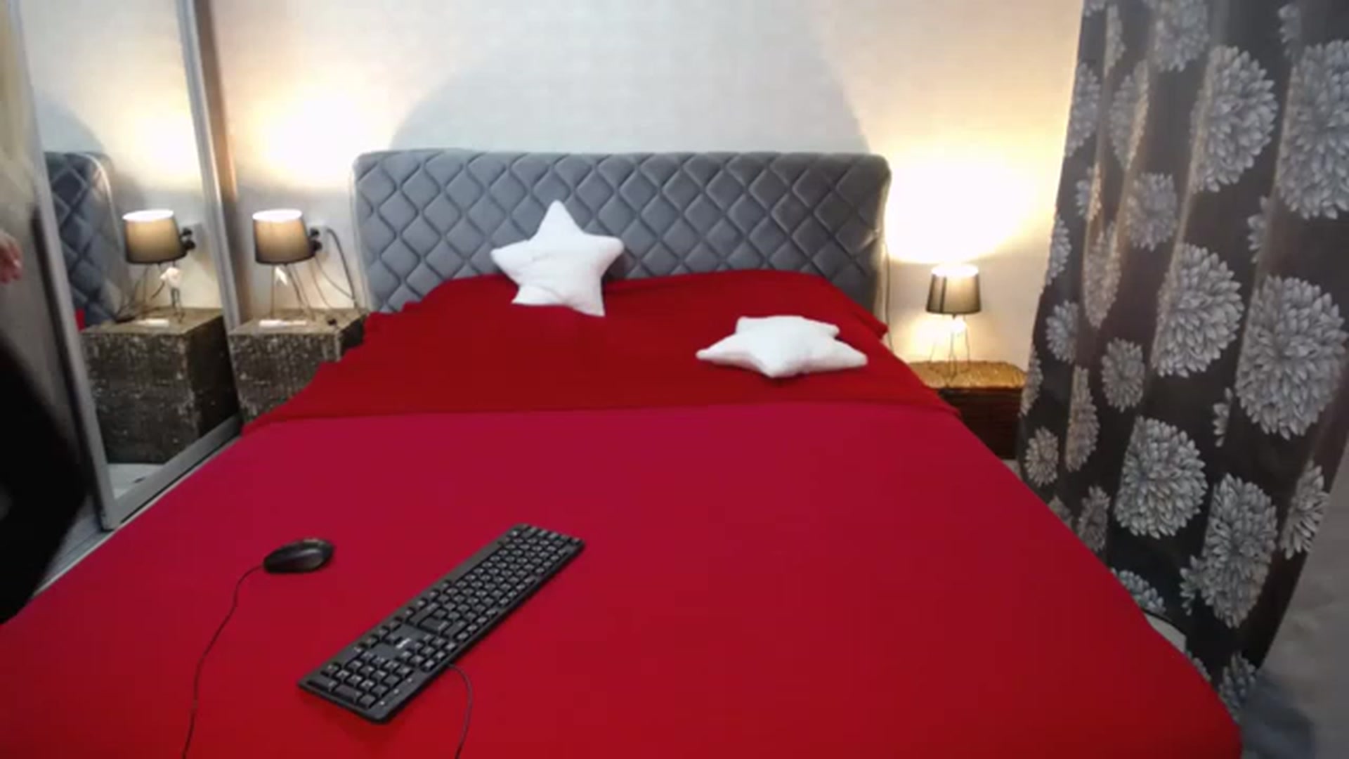 Gallery image thumbnail from AlissaMay's myfreecams stream on, 02/13/2023, 04:48 image 6 of 20