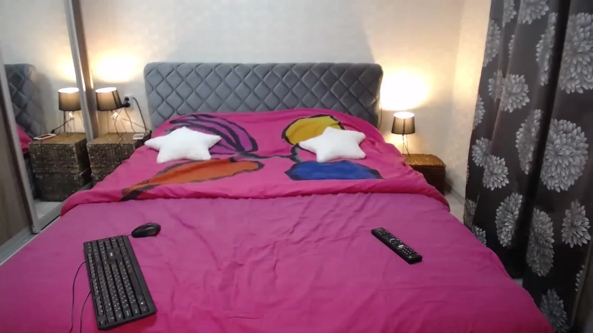 Gallery image thumbnail from AlissaMay's myfreecams stream on, 02/27/2023, 21:34 image 7 of 20