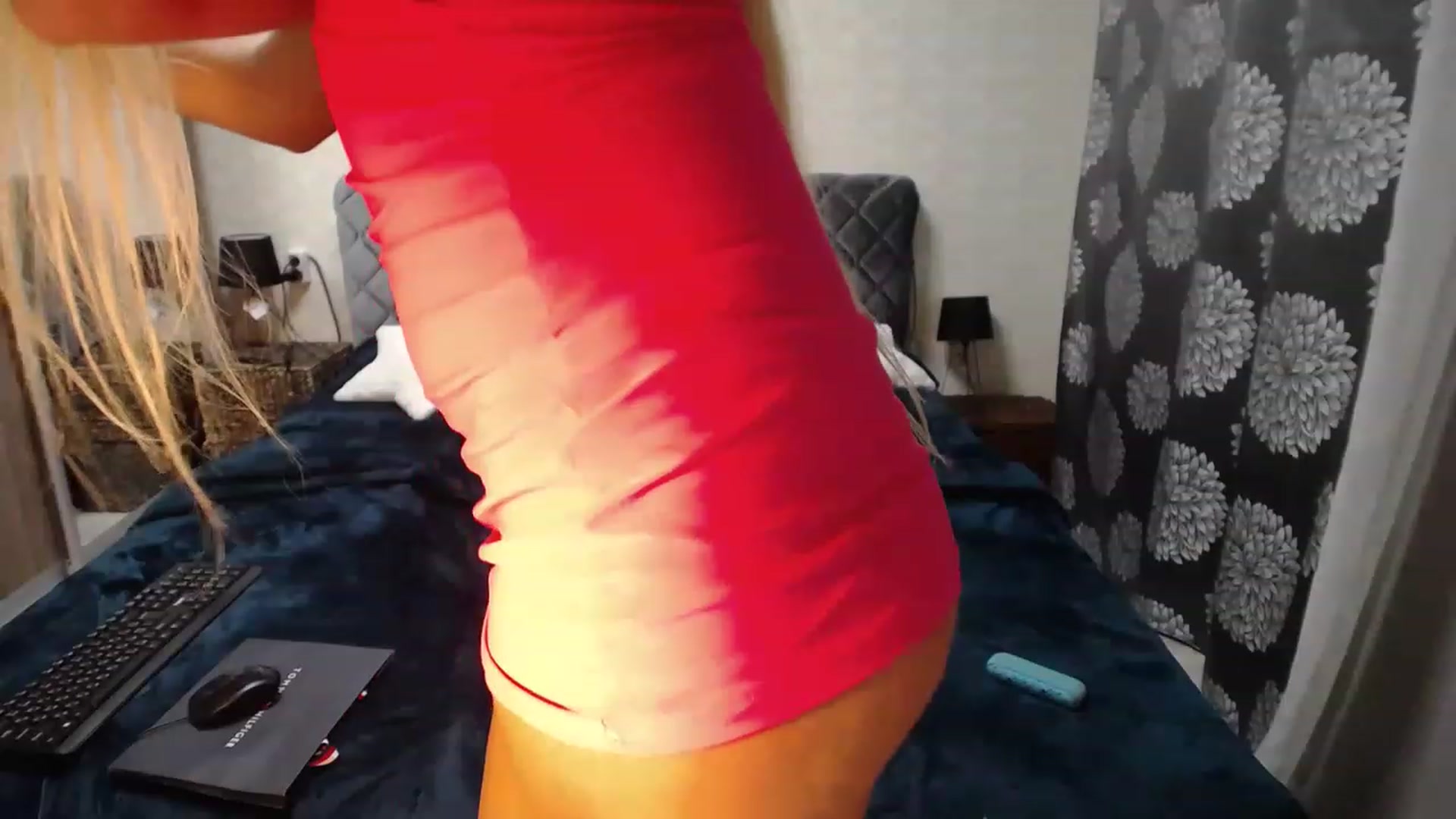 Gallery image thumbnail from AlissaMay's myfreecams stream on, 03/05/2023, 16:36 image 5 of 20