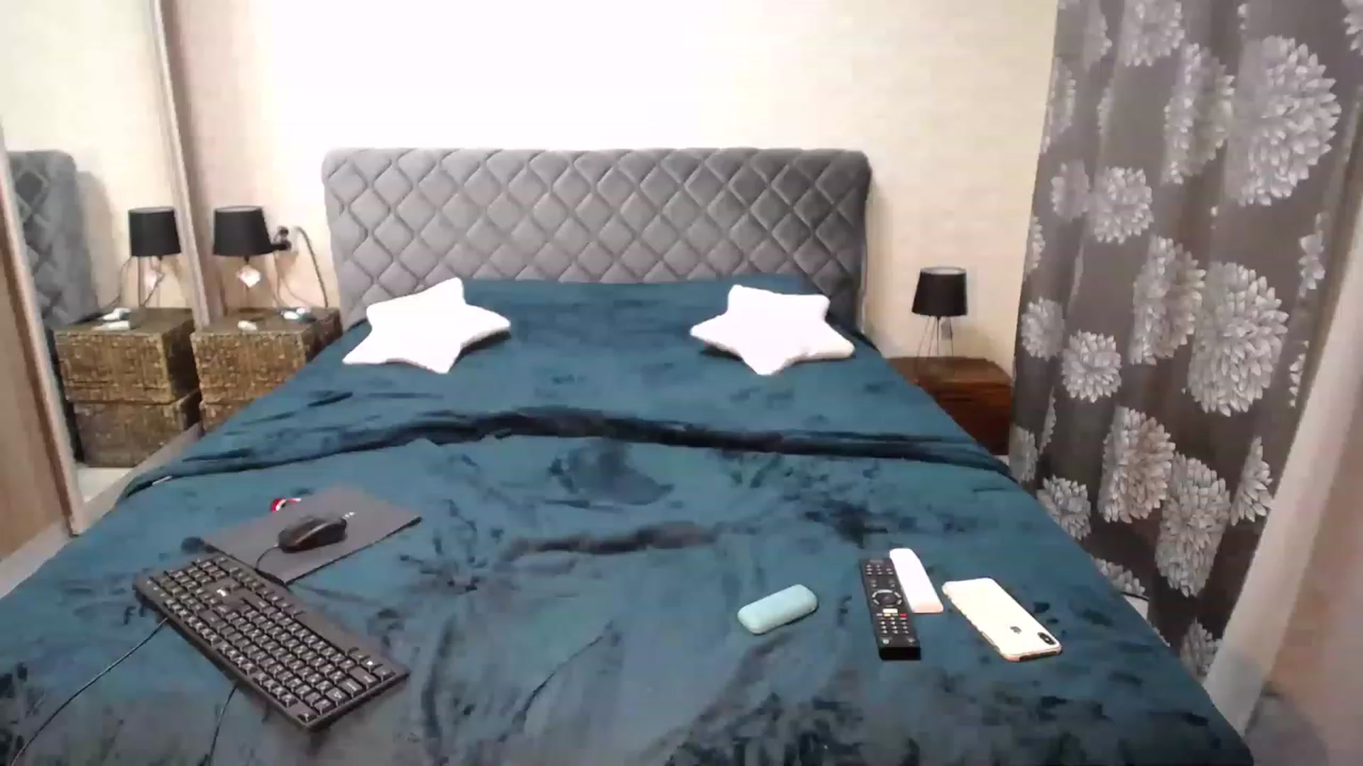 Gallery image thumbnail from AlissaMay's myfreecams stream on, 03/07/2023, 19:43 image 7 of 20