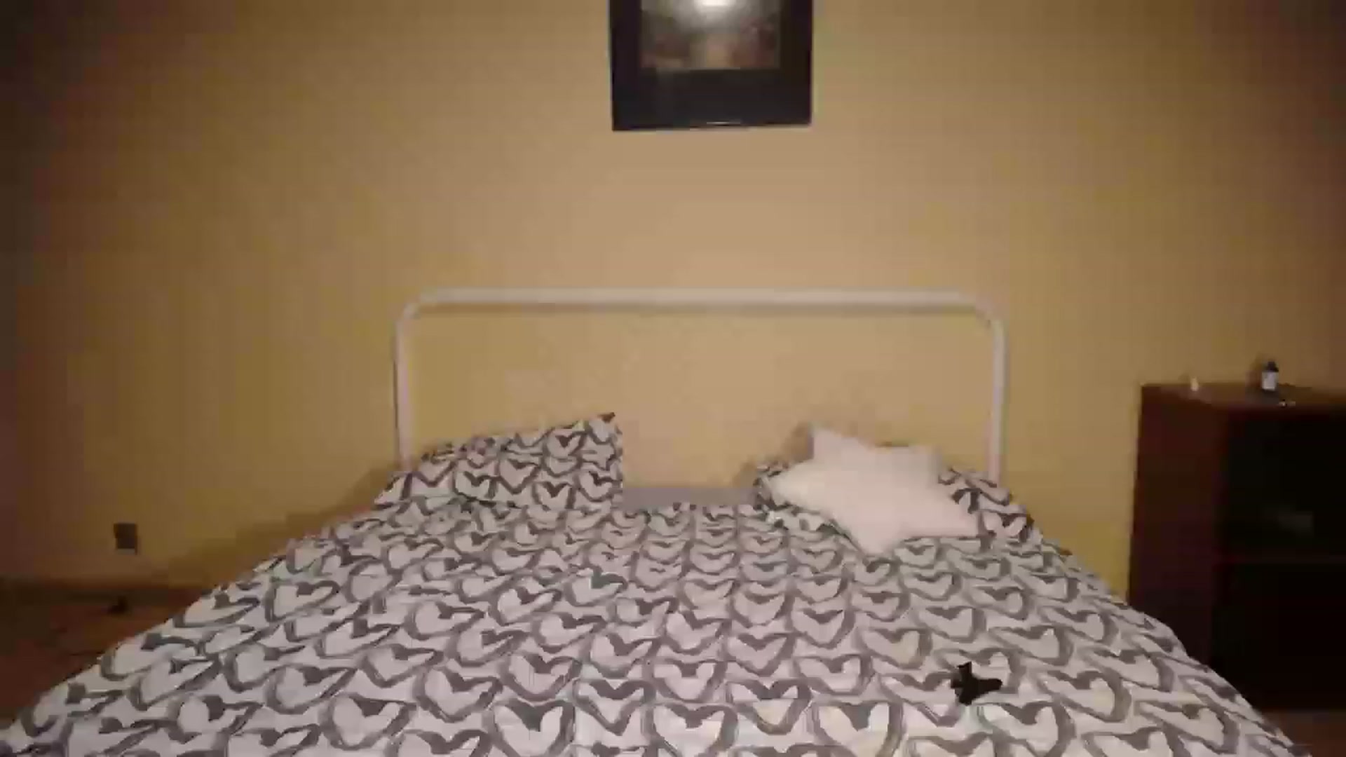 Gallery image thumbnail from AlissaMay's myfreecams stream on, 04/09/2023, 20:54 image 7 of 20