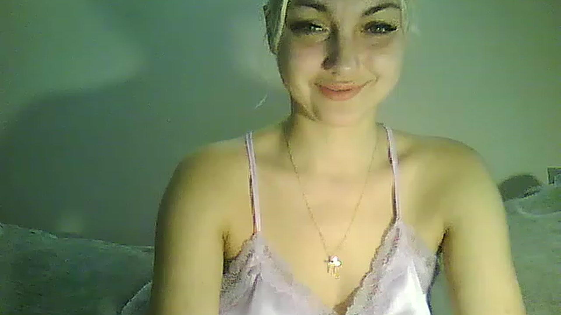 Gallery image thumbnail from AlissaMay's myfreecams stream on, 04/21/2023, 03:46 image 4 of 20