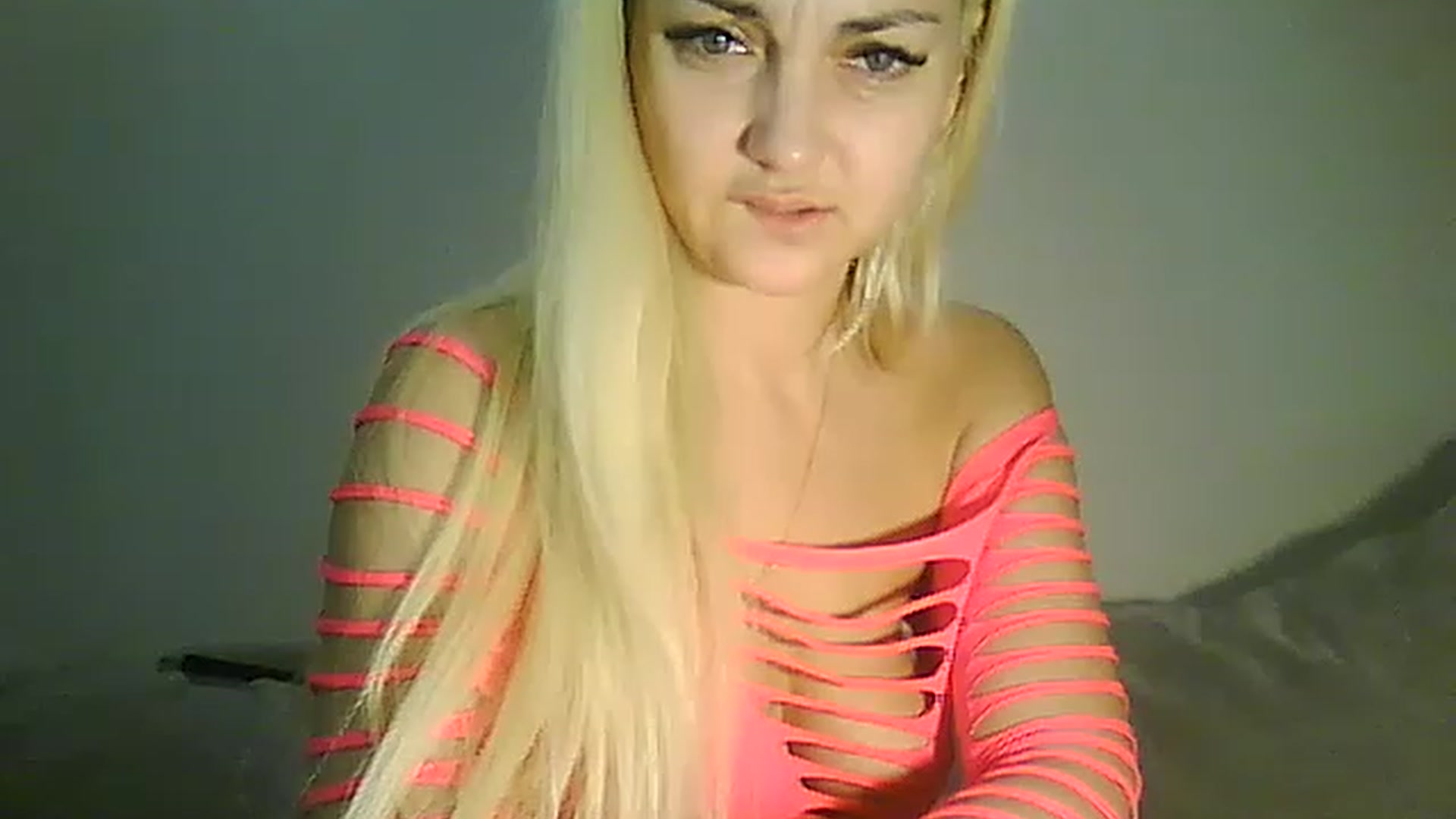 Gallery image thumbnail from AlissaMay's myfreecams stream on, 04/21/2023, 14:38 image 20 of 20